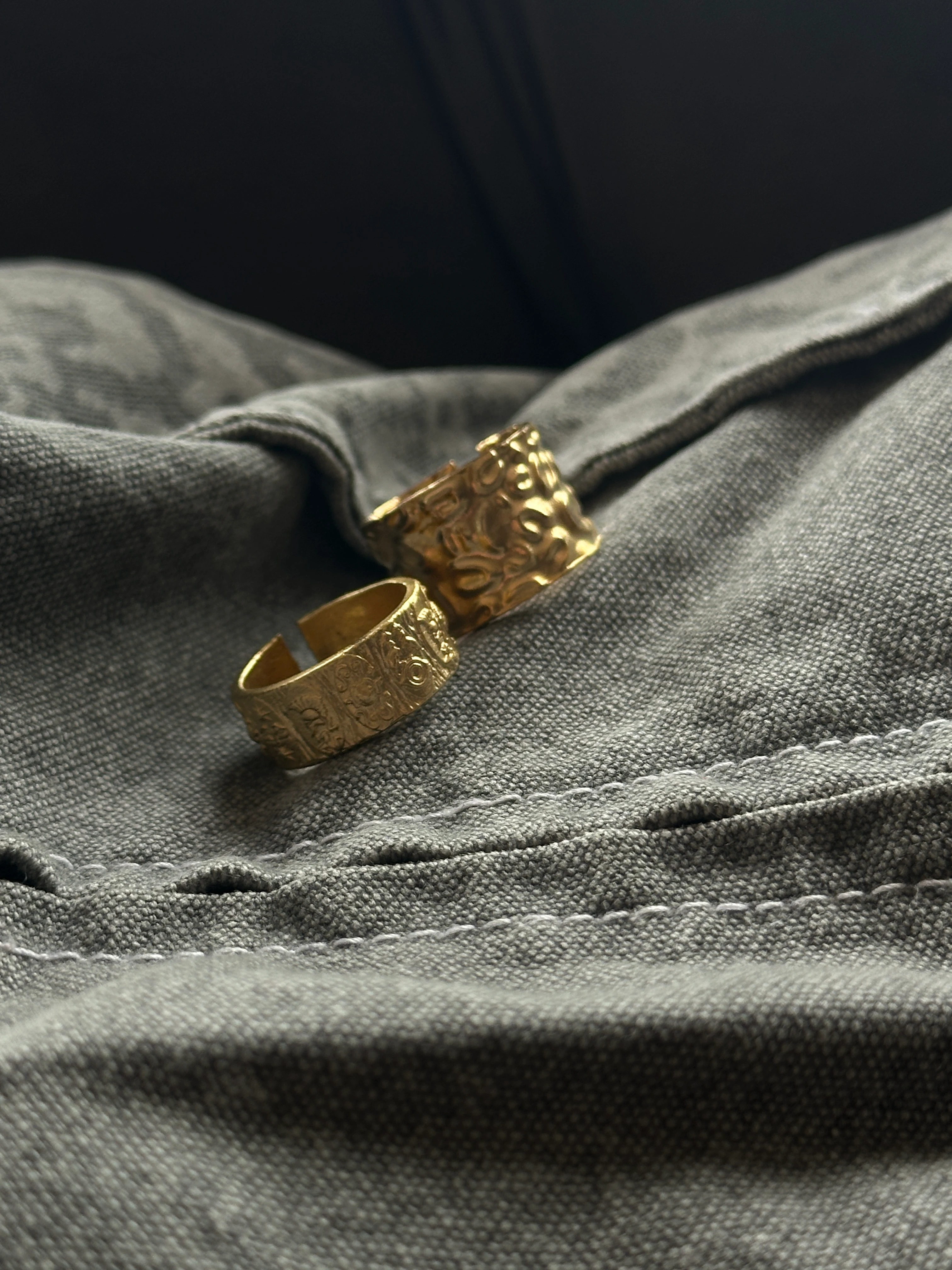 Antik Desenli Ayarlanabilir Pirinç Yüzük (Altın Kaplama)