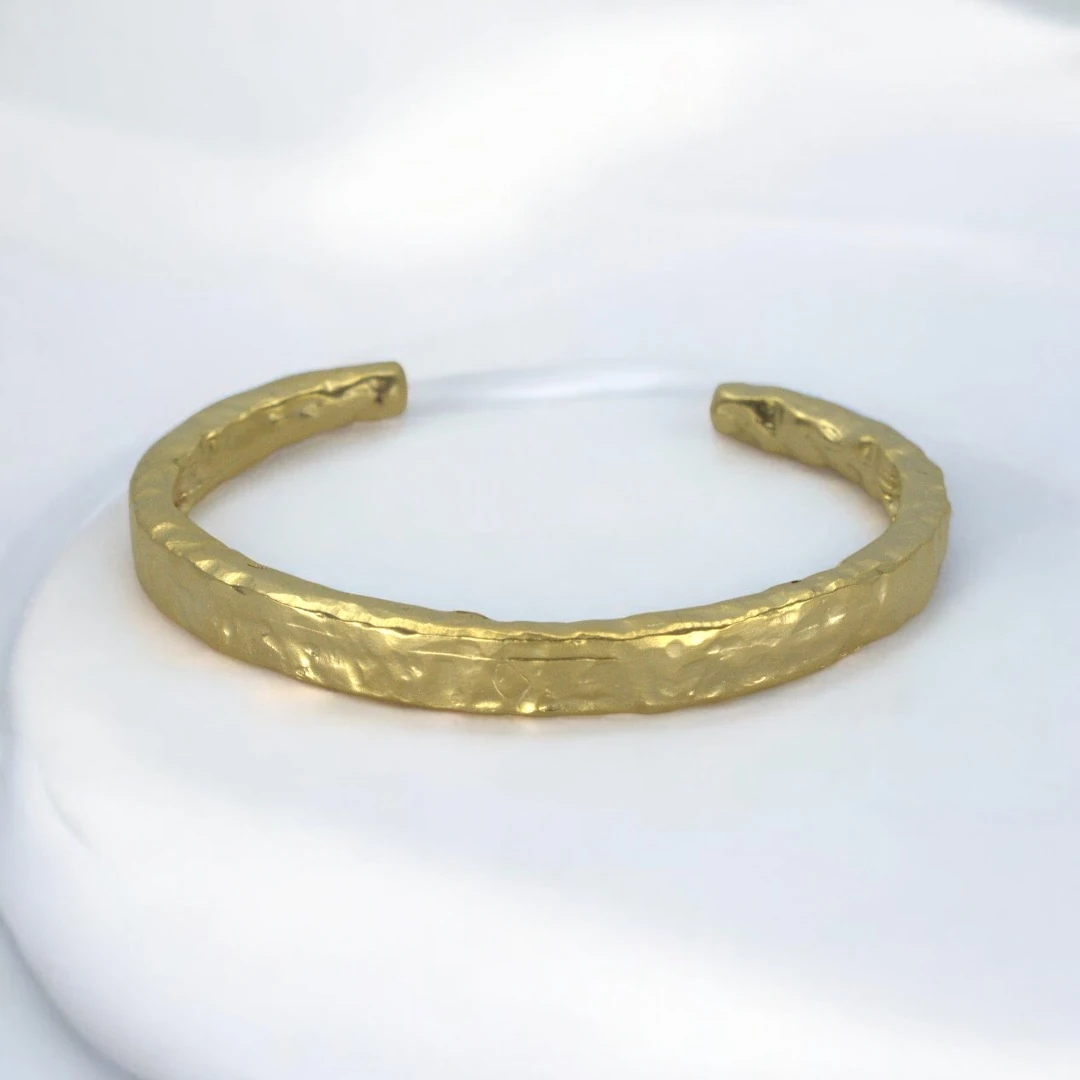 El Yapımı Zamak Bileklik (Altın Rengi)