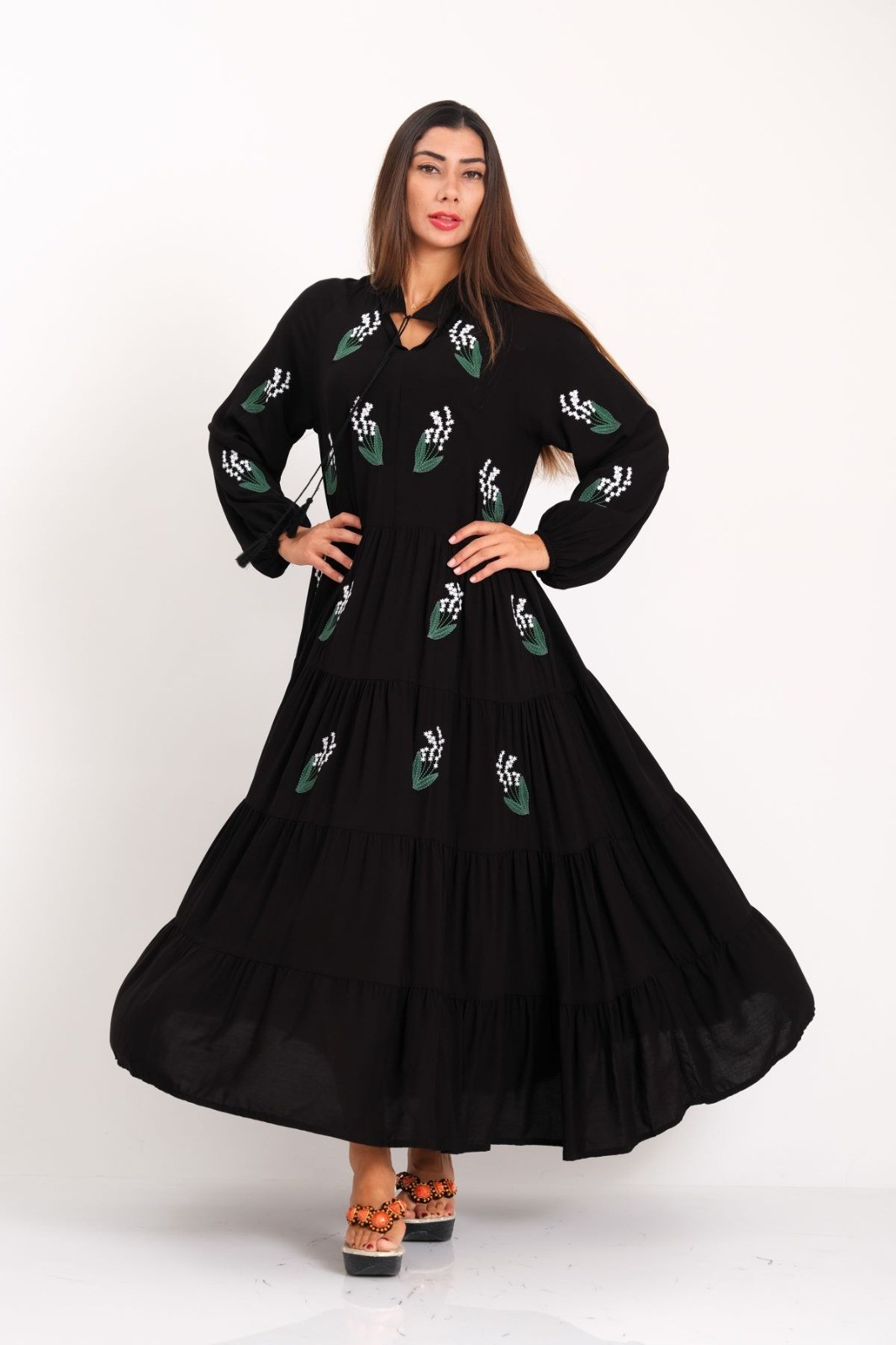 Black Front and Sleeves Floral Embroidered Skirt Floor-Length Long Dress