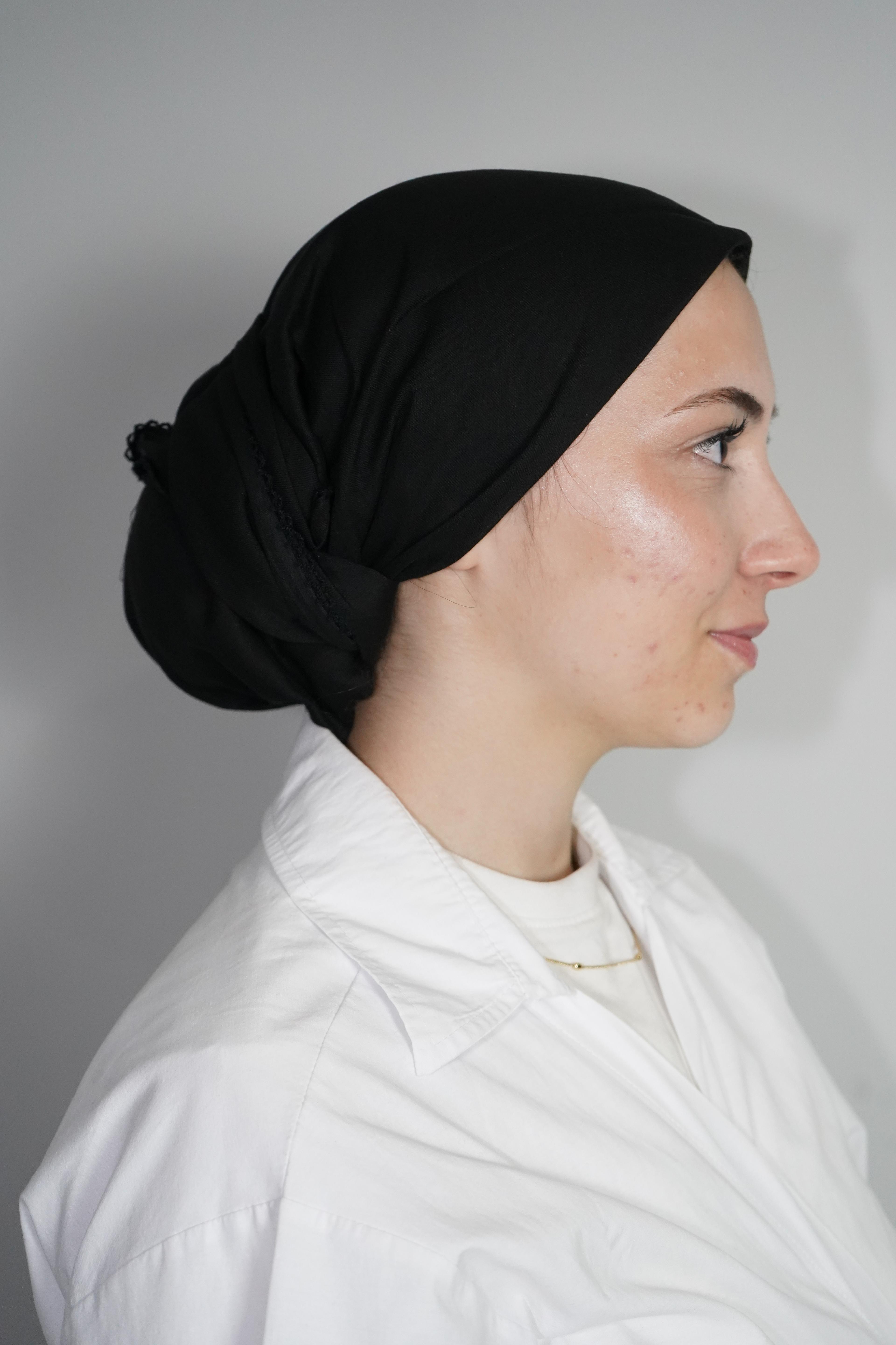 Siyah İç Tülbent