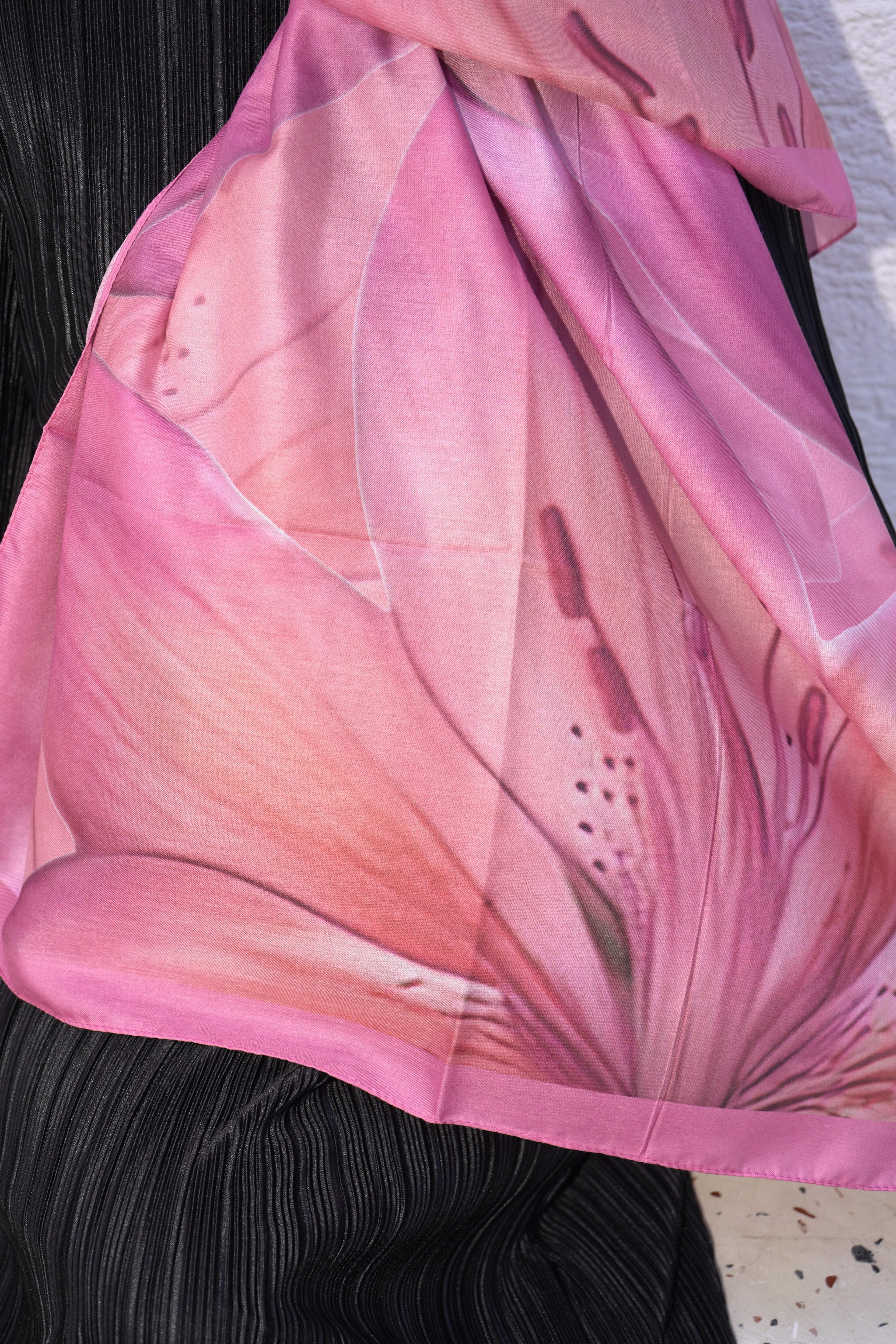 Pembe Lilyum Desen Pamuk Vual Şal