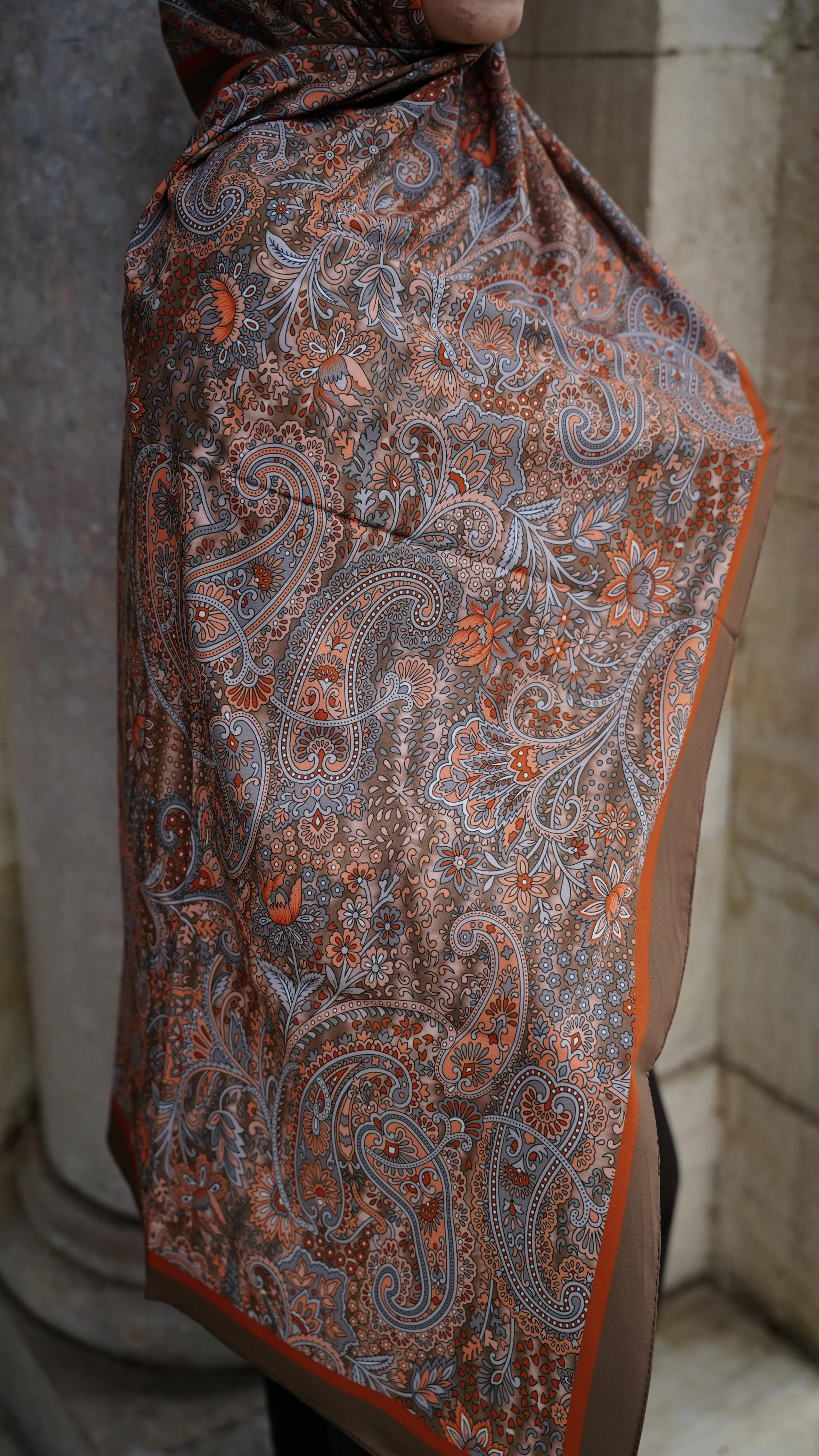 Karanfil Mira Desen Likralı Pamuk Şal