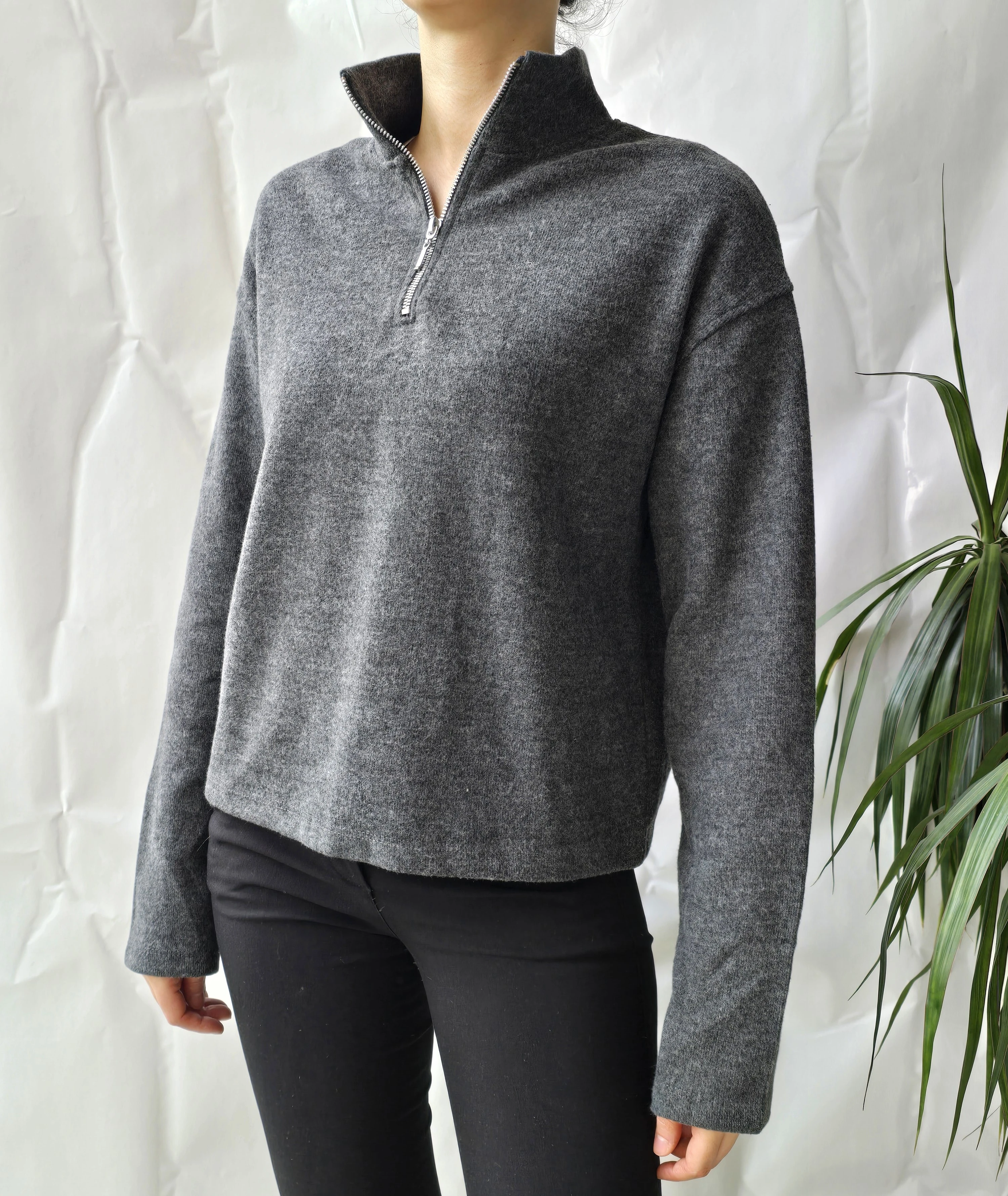 YARIM FERMUARLI ANTRASİT SWEATSHIRT