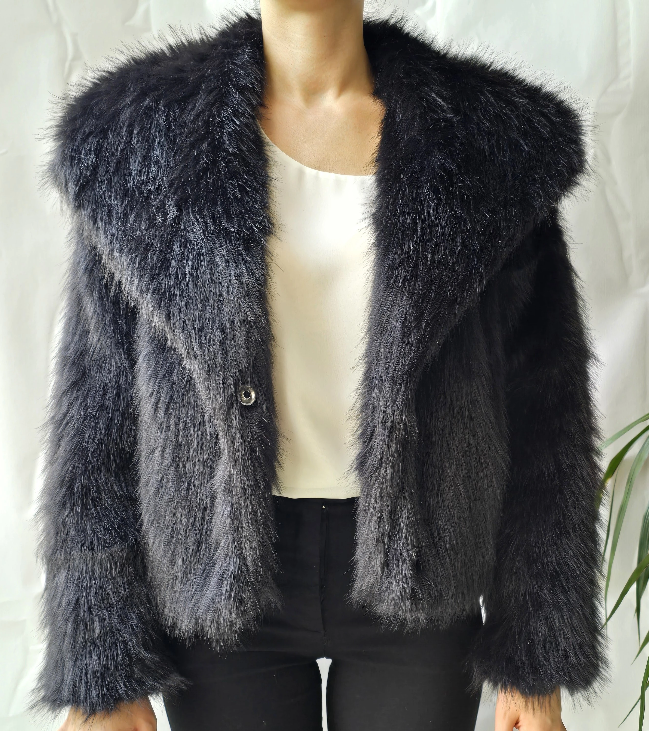 PELUŞ KÜRK GENİŞ YAKA