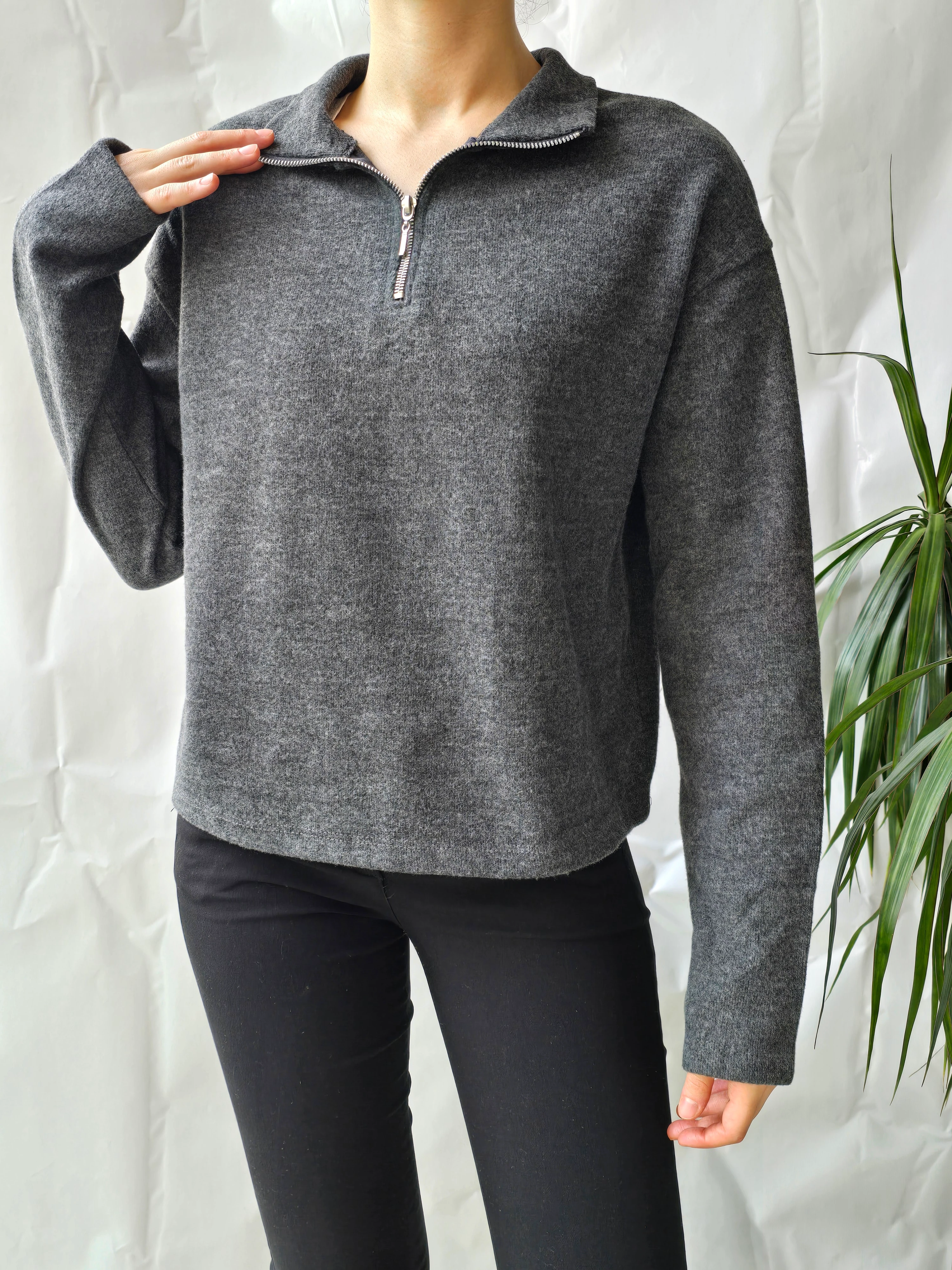 YARIM FERMUARLI ANTRASİT SWEATSHIRT