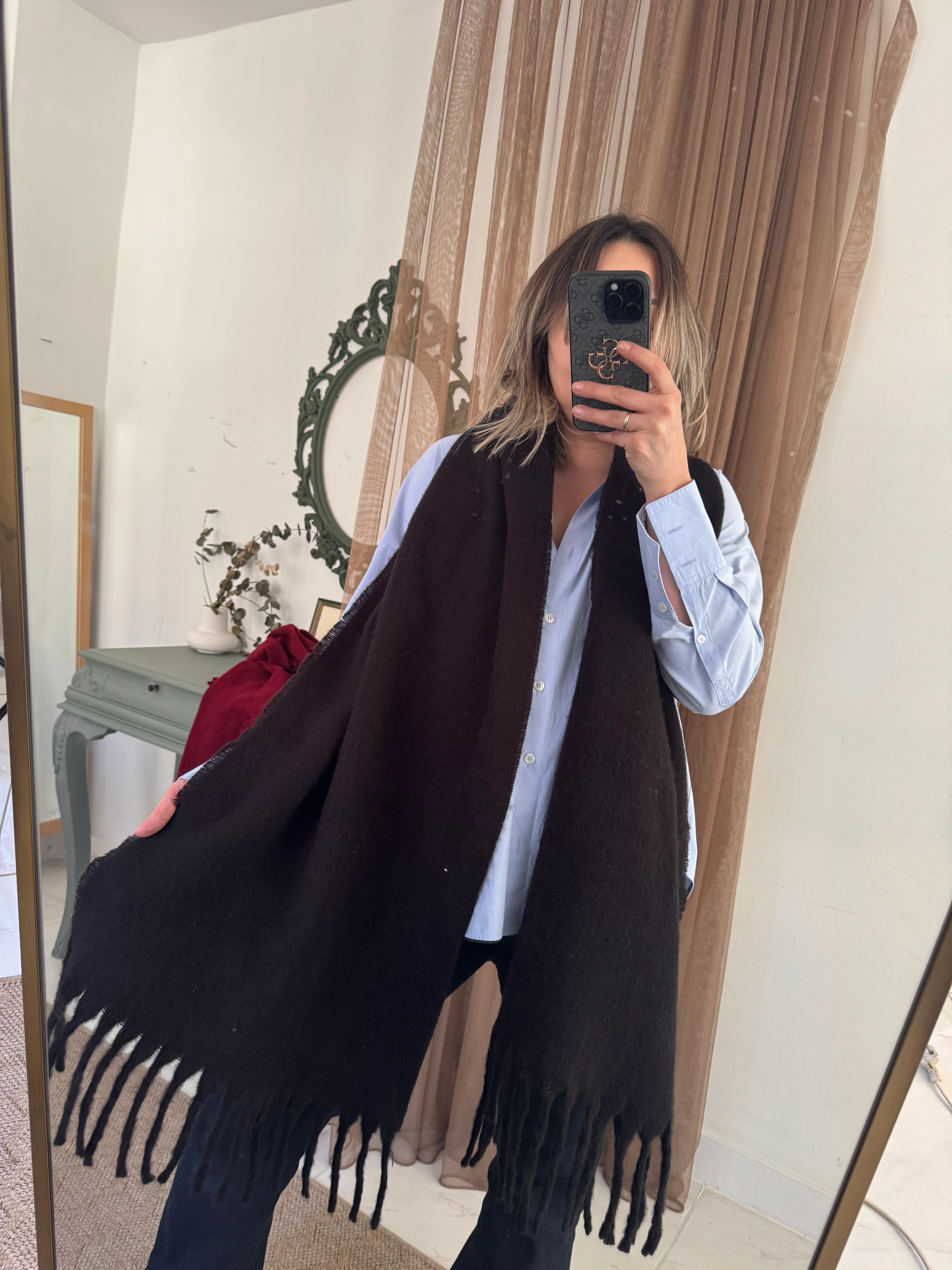 Siyah Battaniye Şal