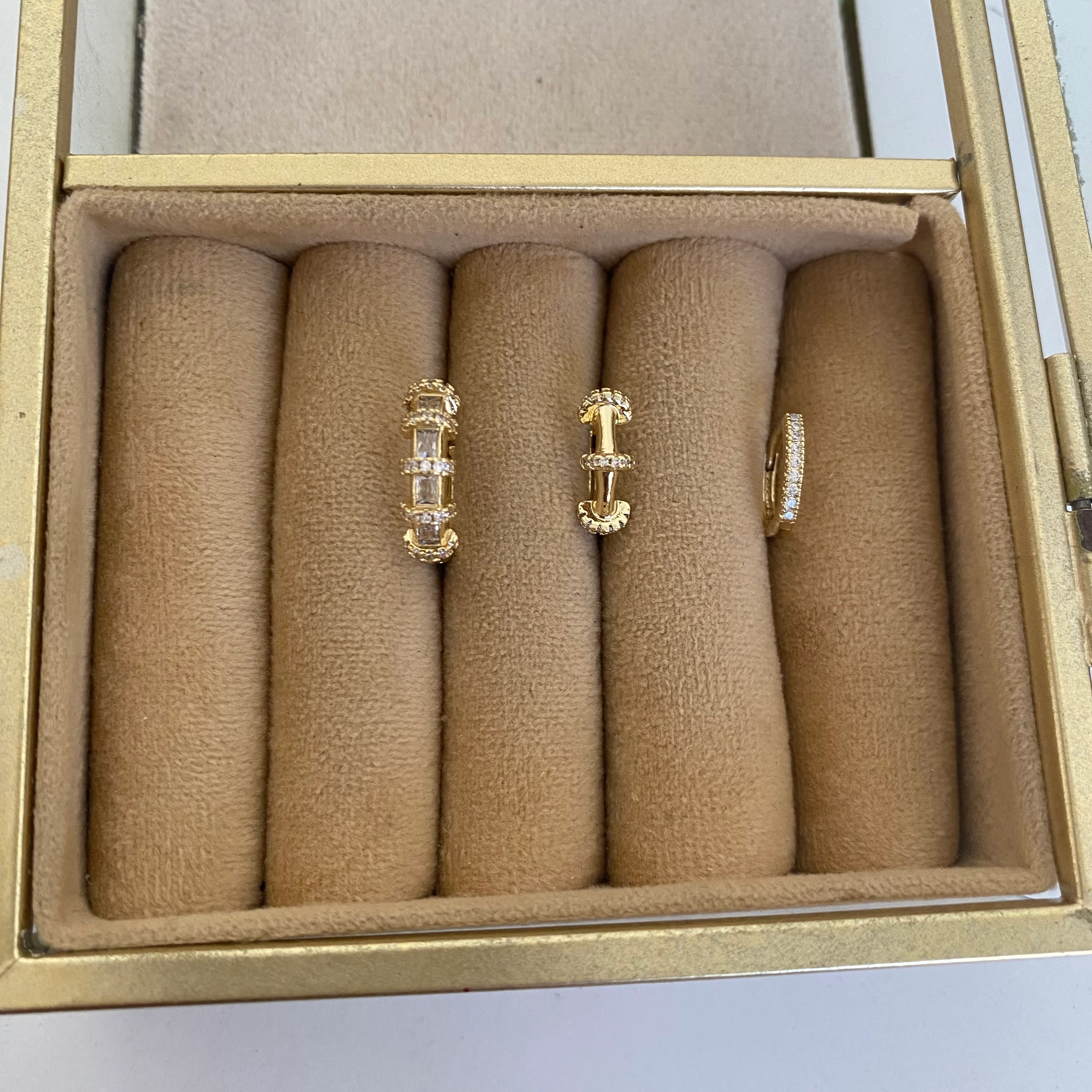 Xuping Mini Taşlı Halka Set Küpe