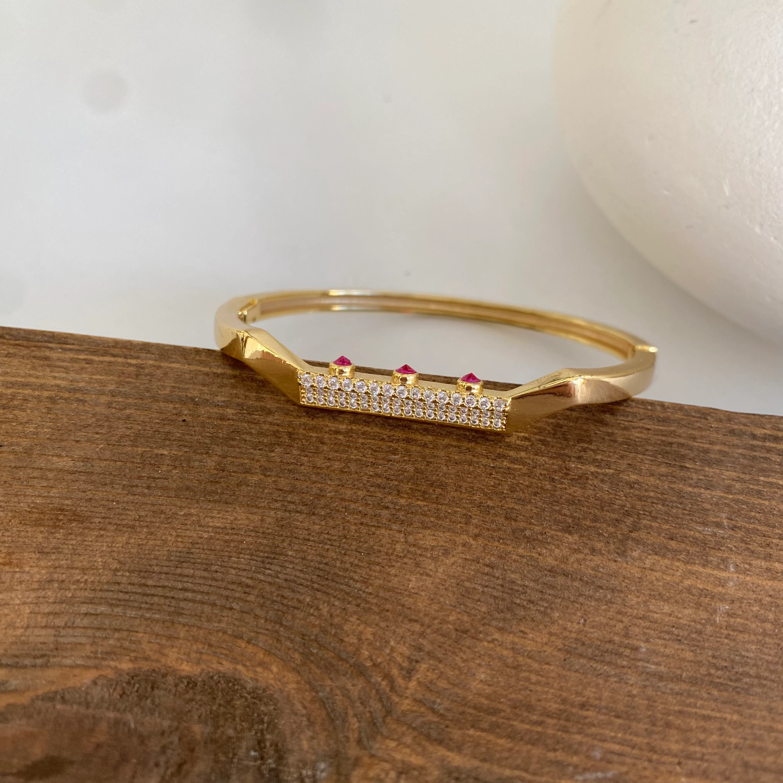 Xuping Gold Zirkon Taşlı Kelepçe Bileklik