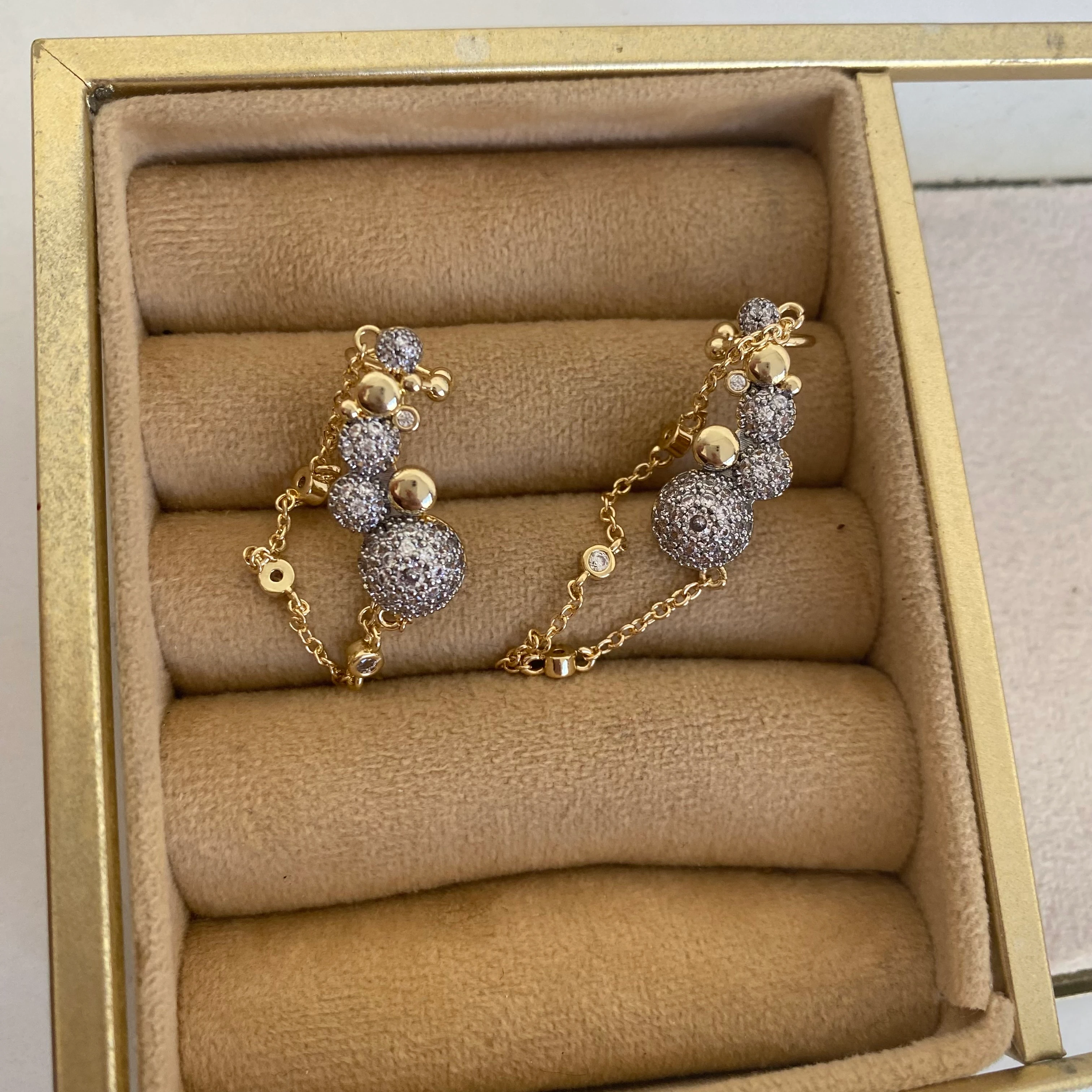 Xuping Top Desen Zincir Detay Küpe