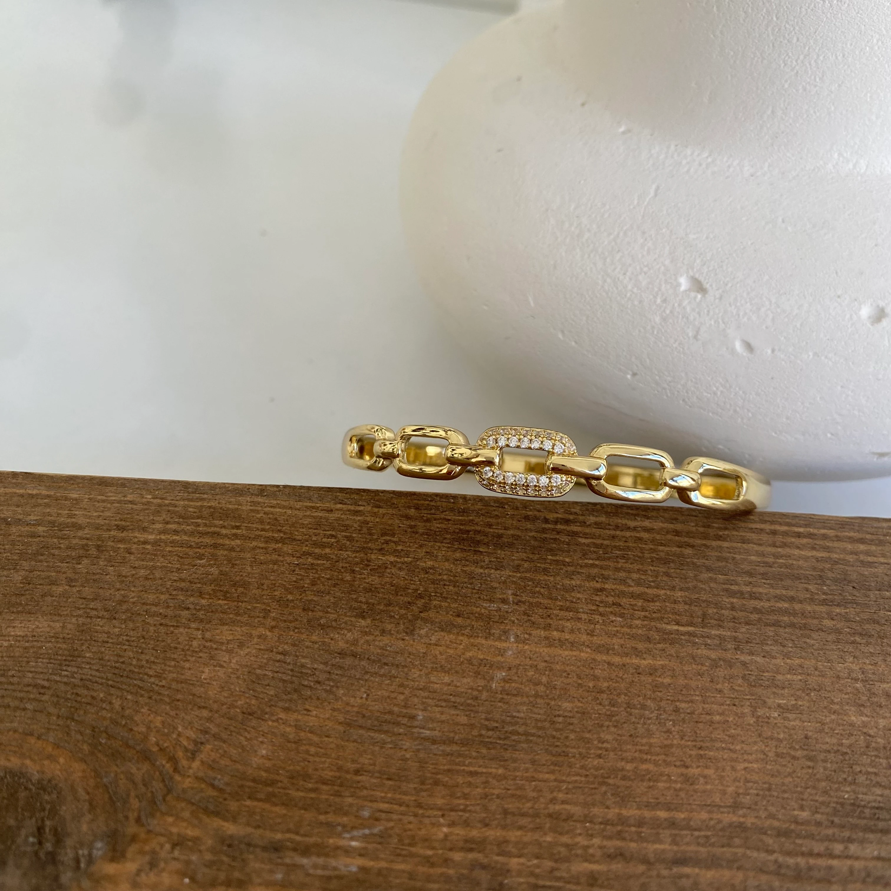 Xuping Zirkon Taşlı Zincir Desen Kelepçe Bileklik