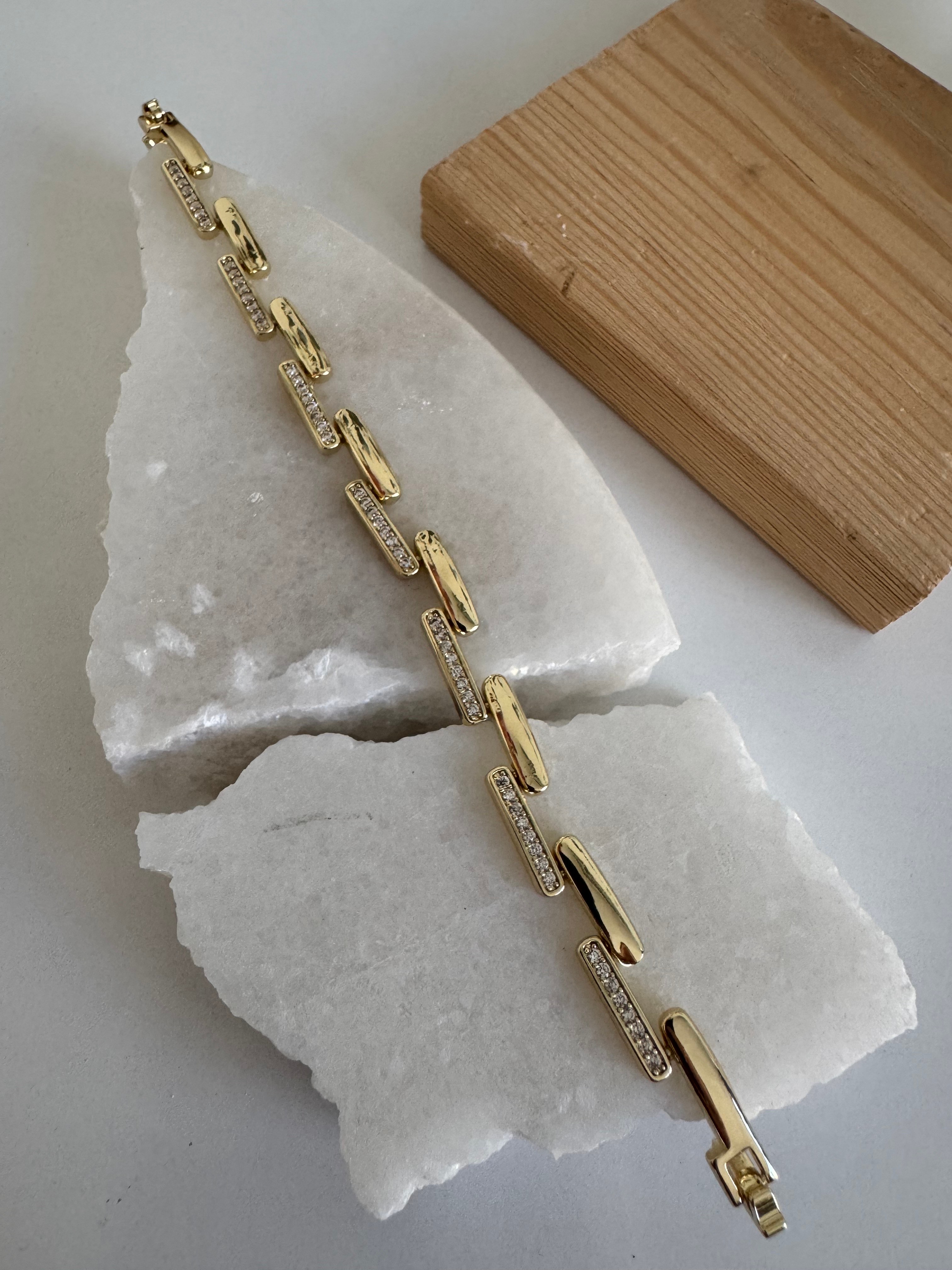 14k- Altın Kaplama Modern Tasarım Zirkon Bileklik