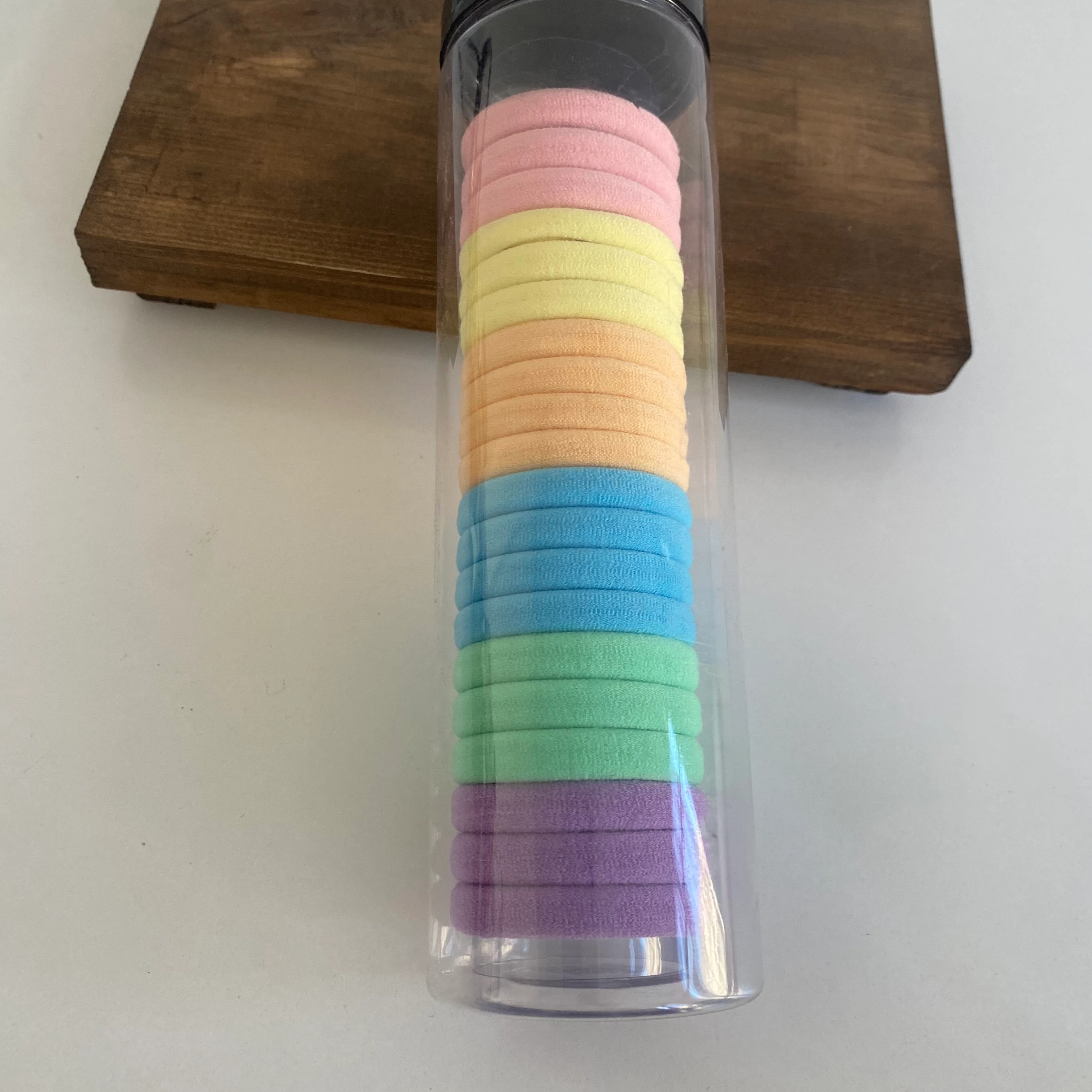 Renkli Lastik Kutu Toka