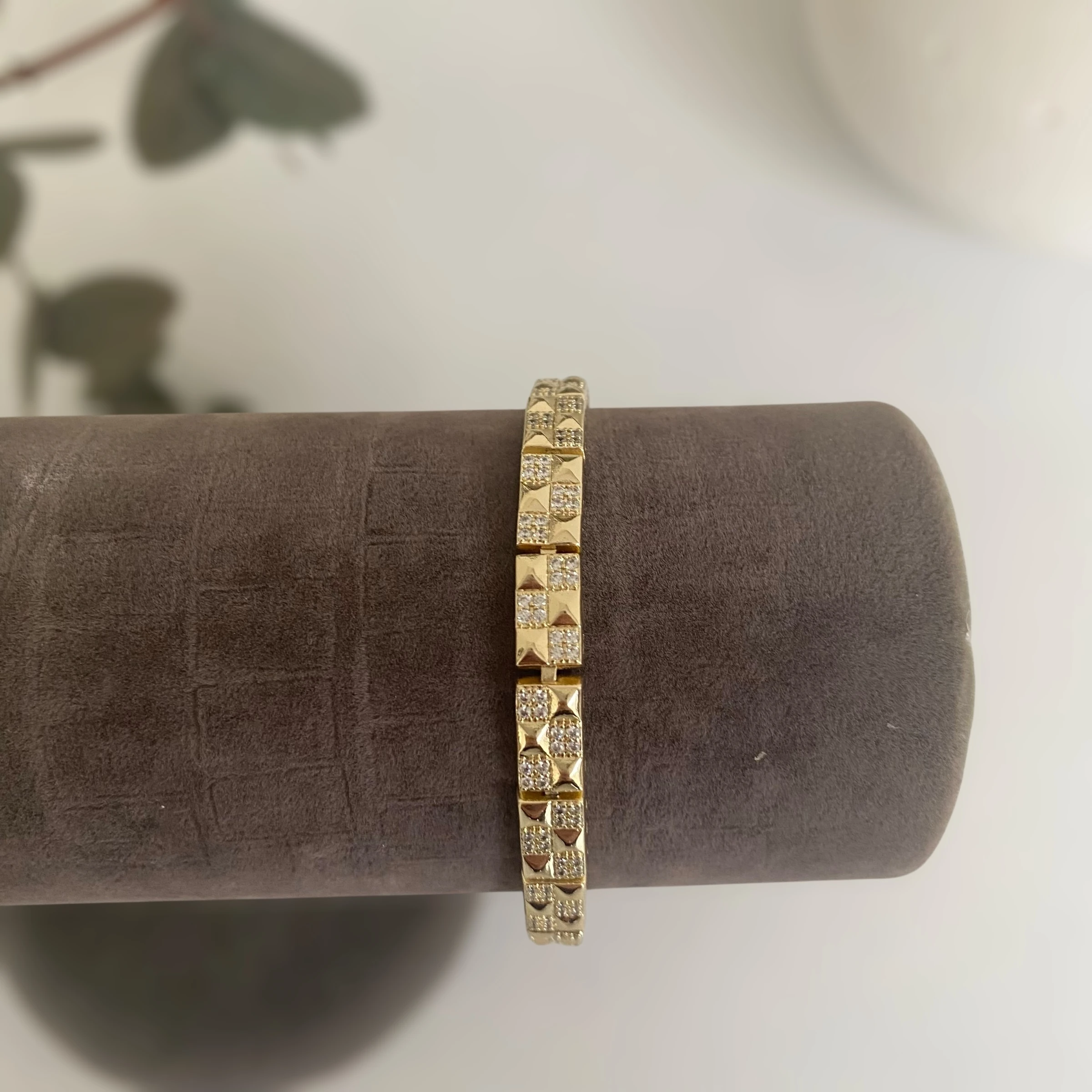 Xuping Zirkon Taşlı Kare Detay Bileklik