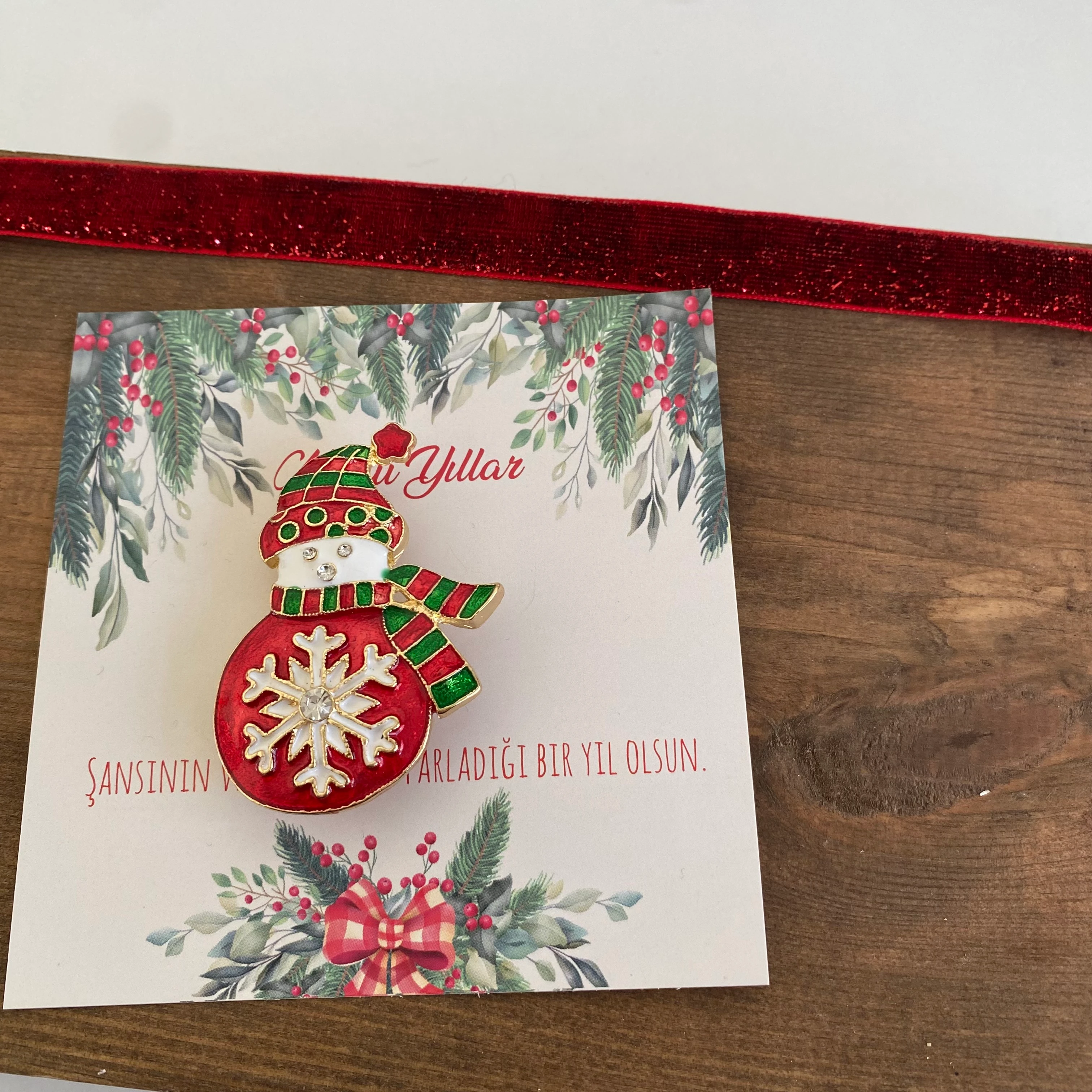 Kırmızı Kardan Adam Broş