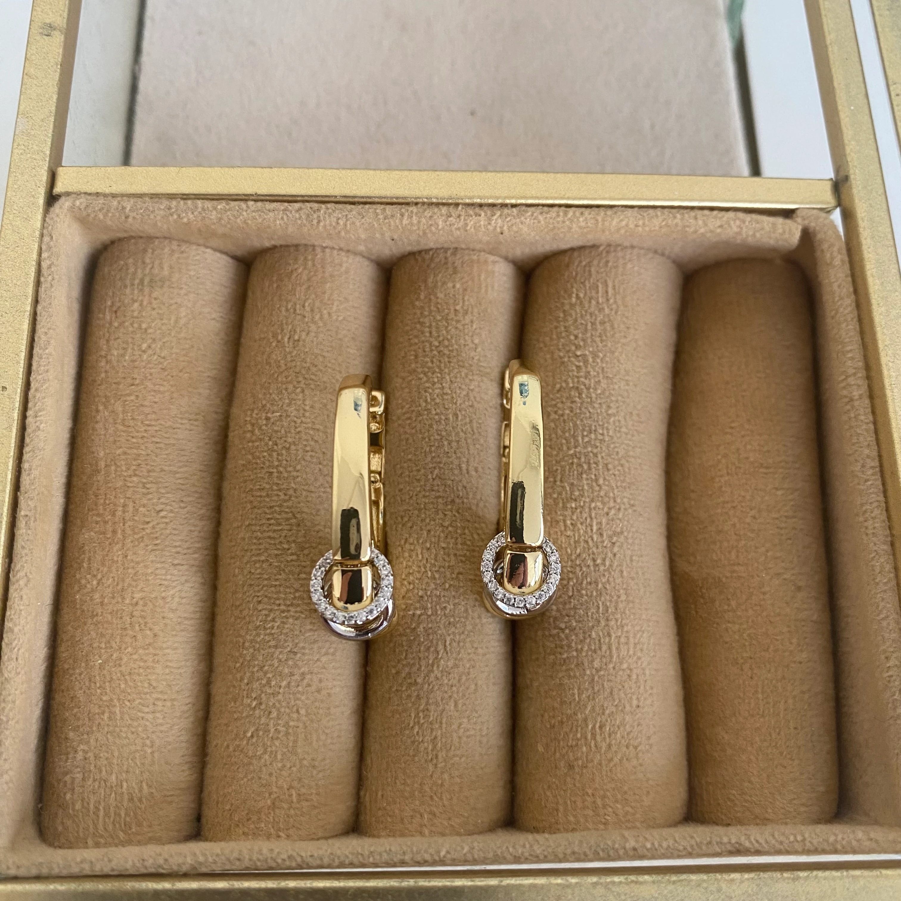 Xuping Gold Modern Tasarım Küpe