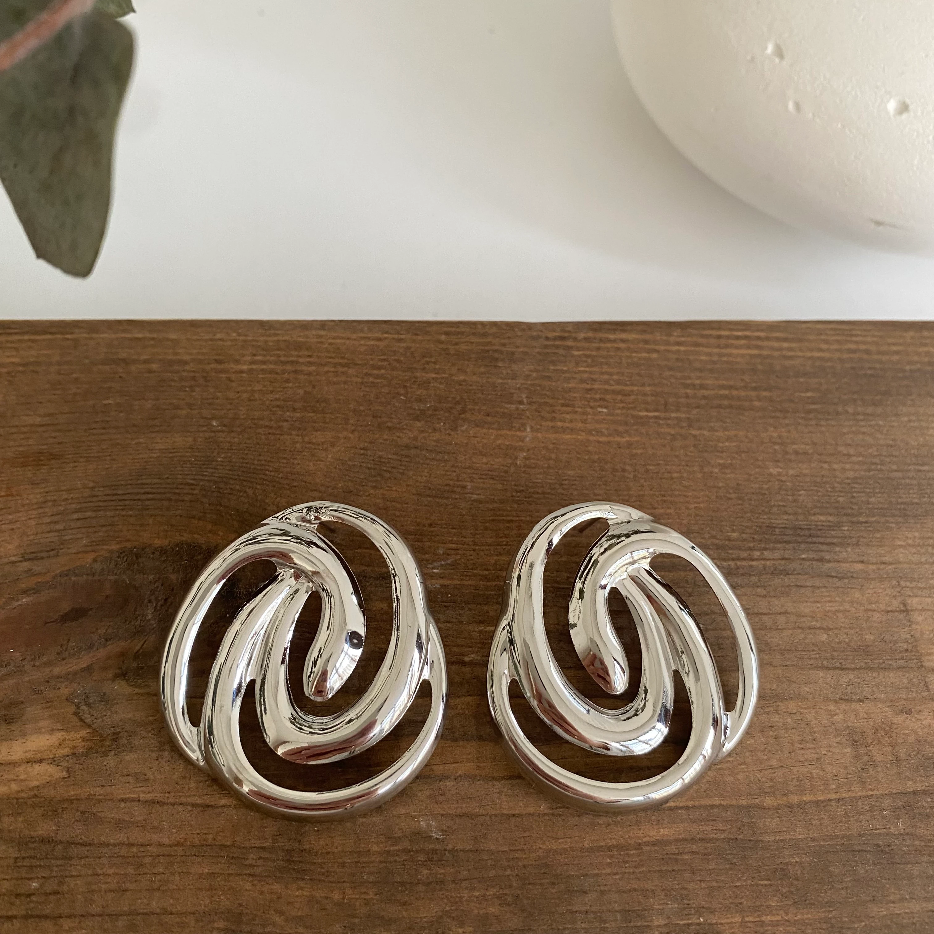 Modern 14k Silver Geometrik Yuvarlak Küpe