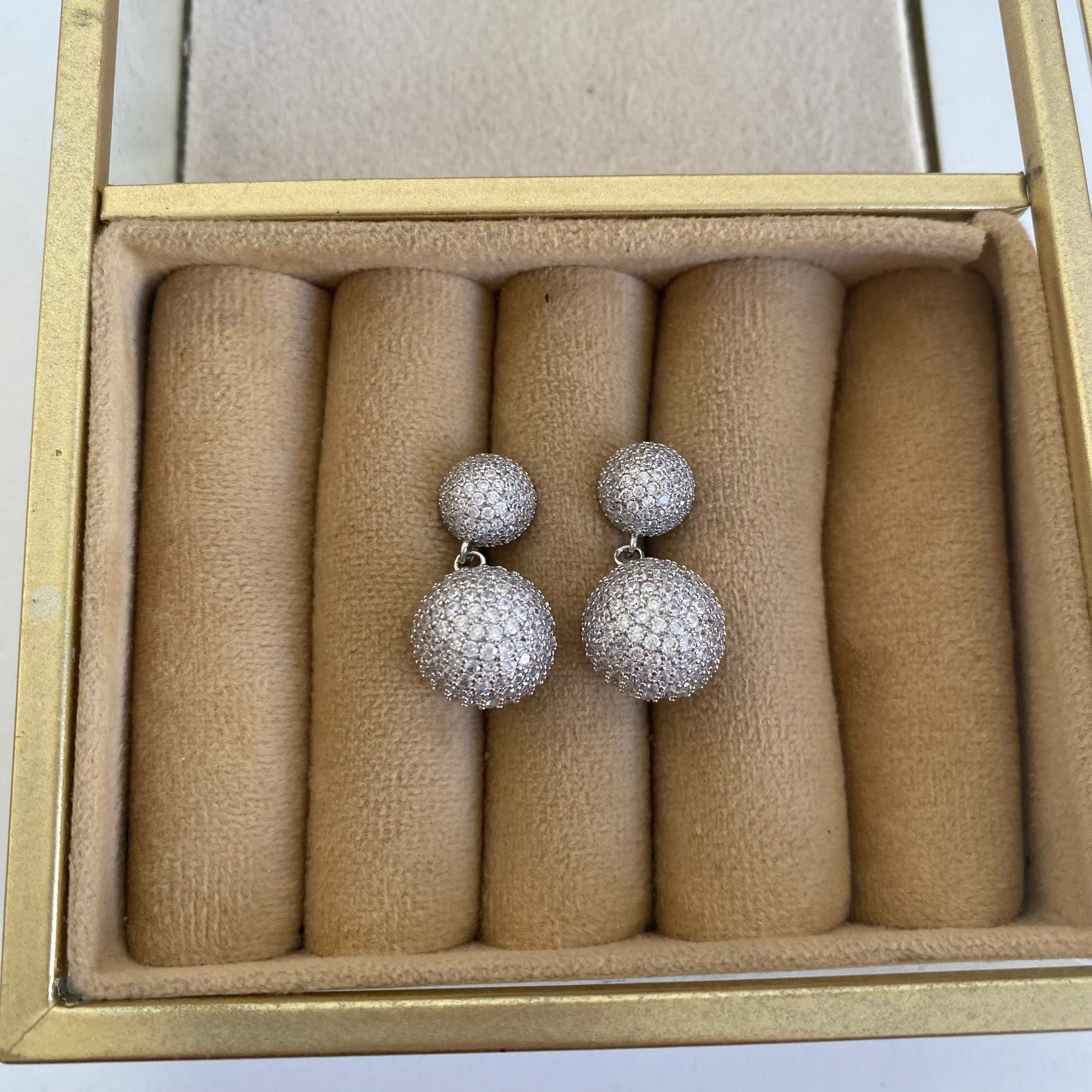 Xuping Silver Zirkon Taş Top Küpe