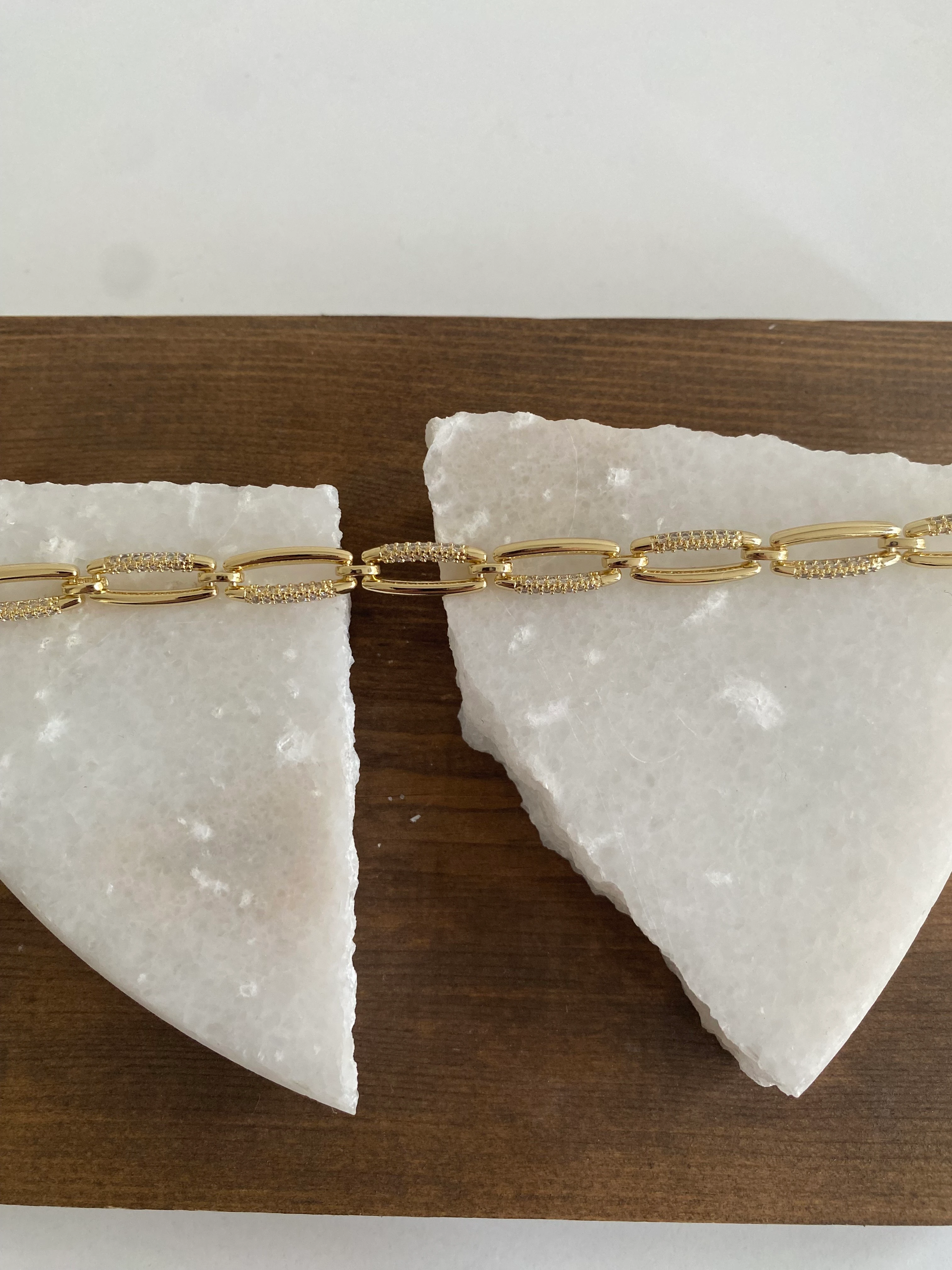 Xuping Taşlı Elips Bileklik