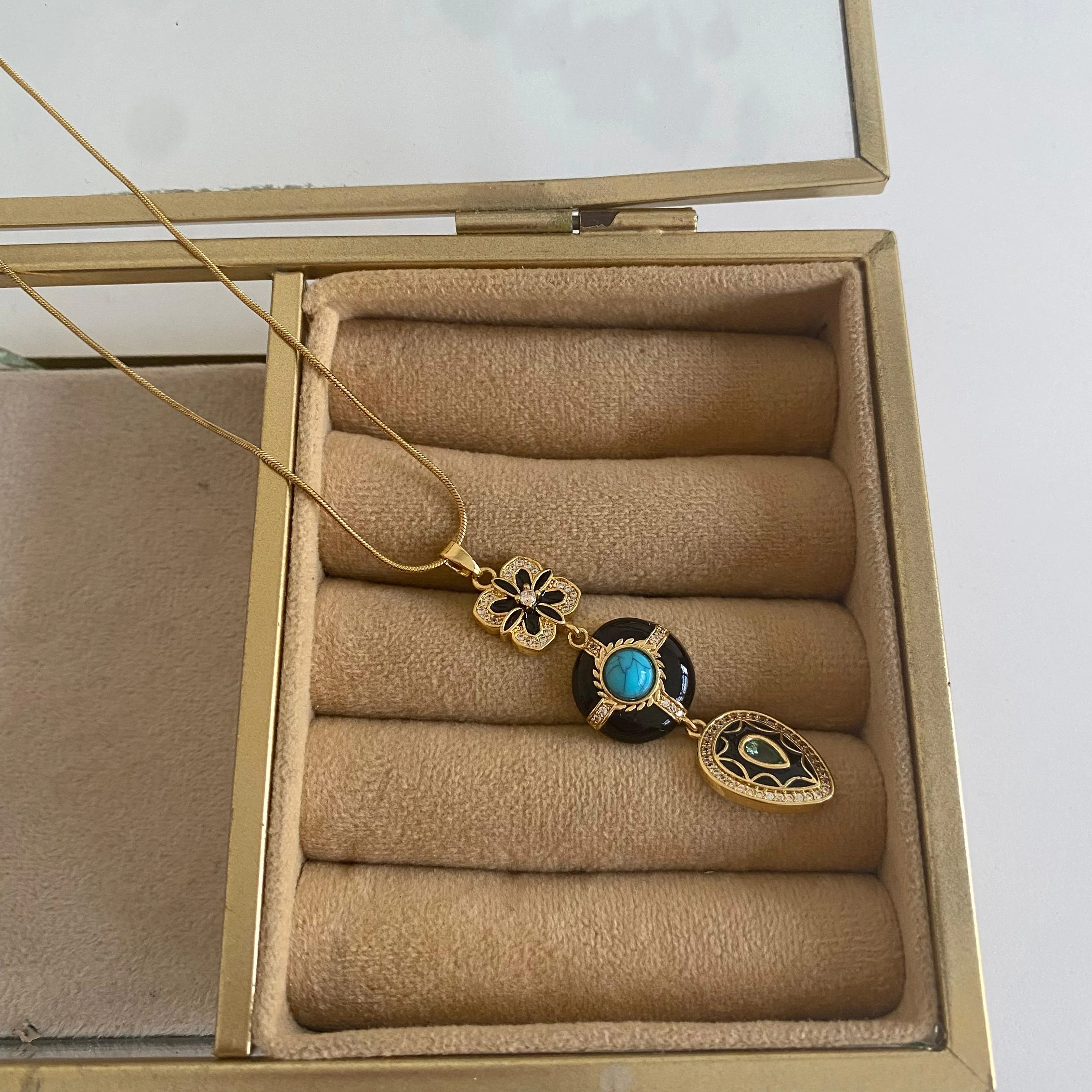 14k Altın Kaplama Mineli Vintage Kolye