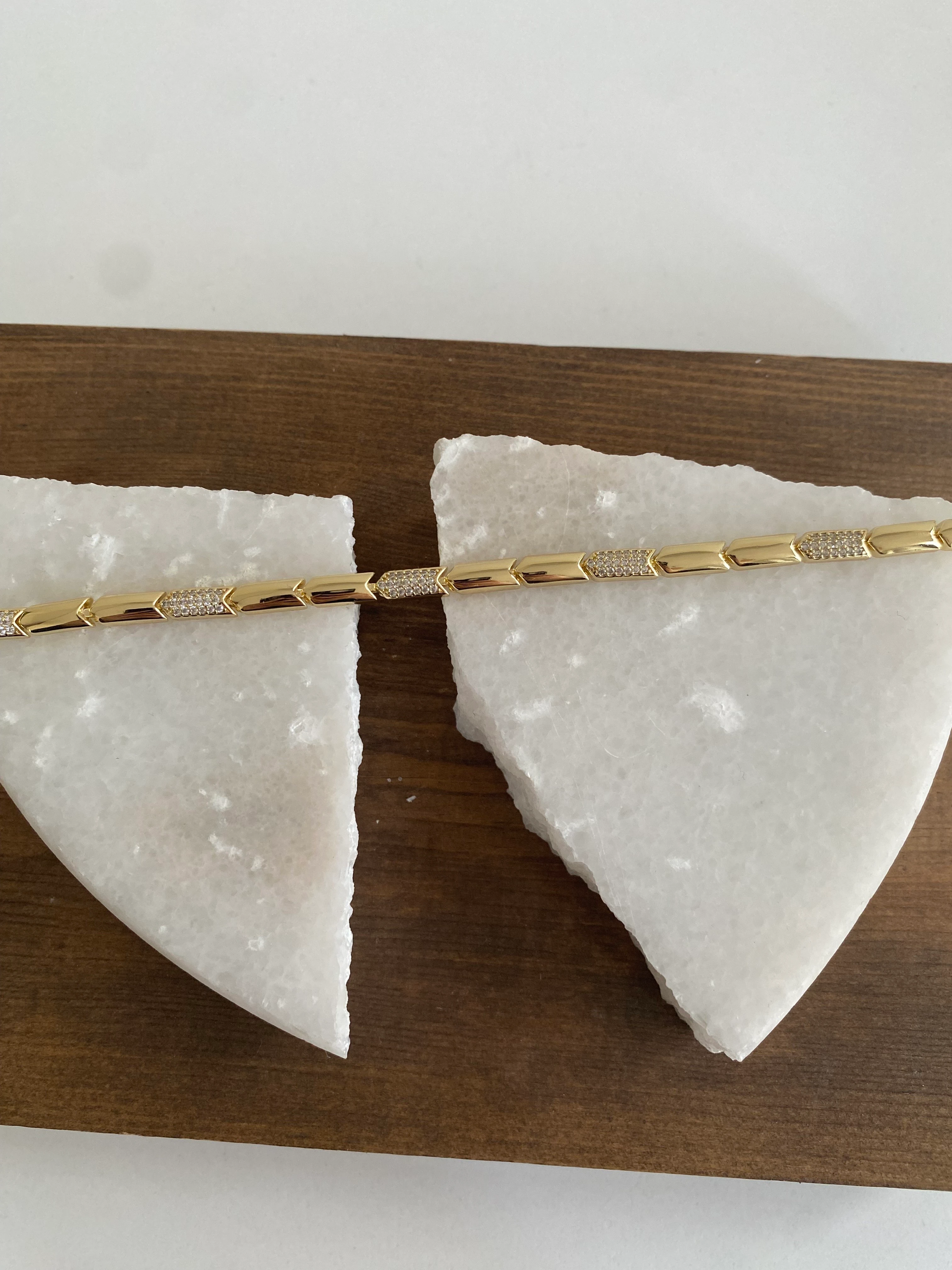 Xuping Gold Taşlı Dikdörtgen Bileklik