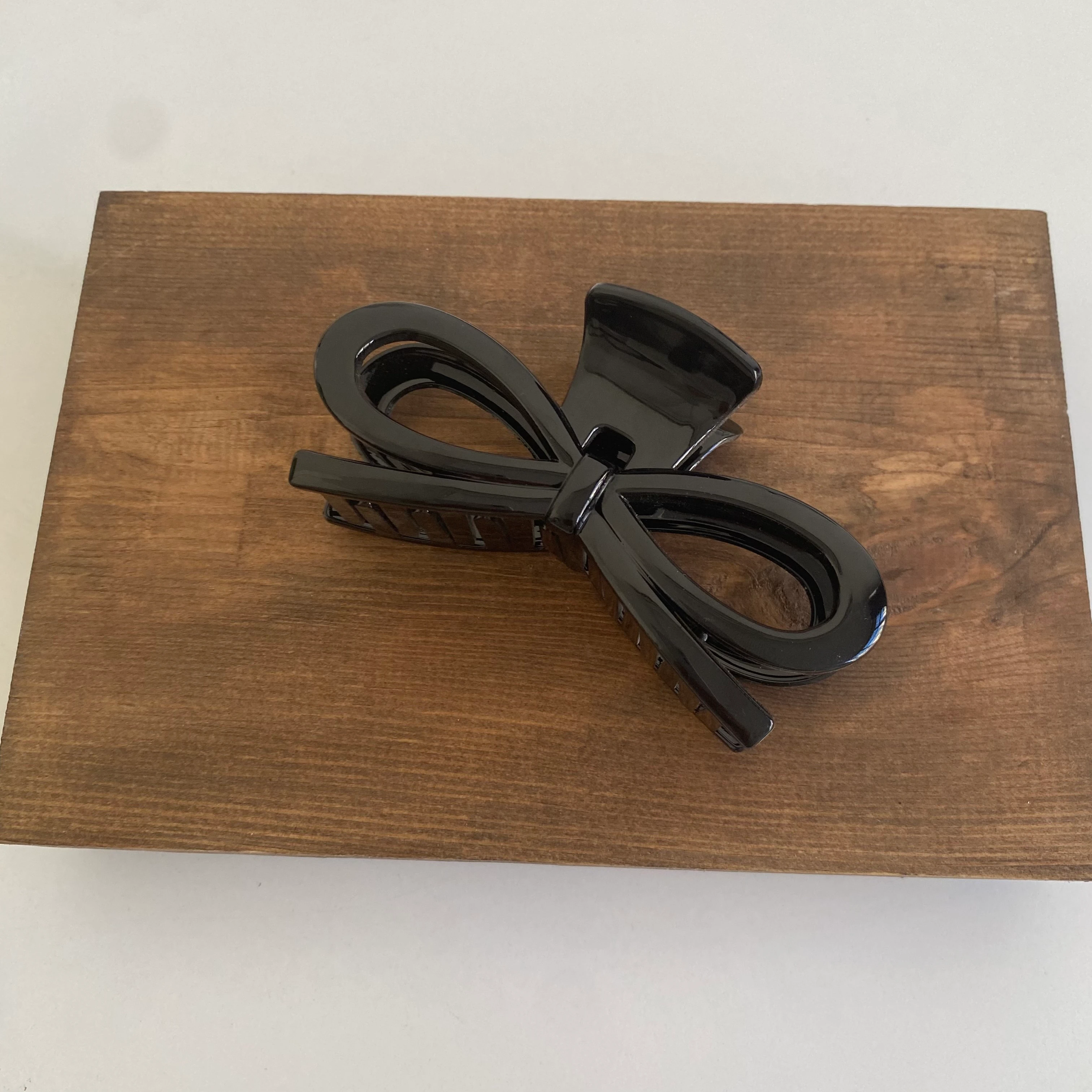 Siyah Kurdale Mandal Toka