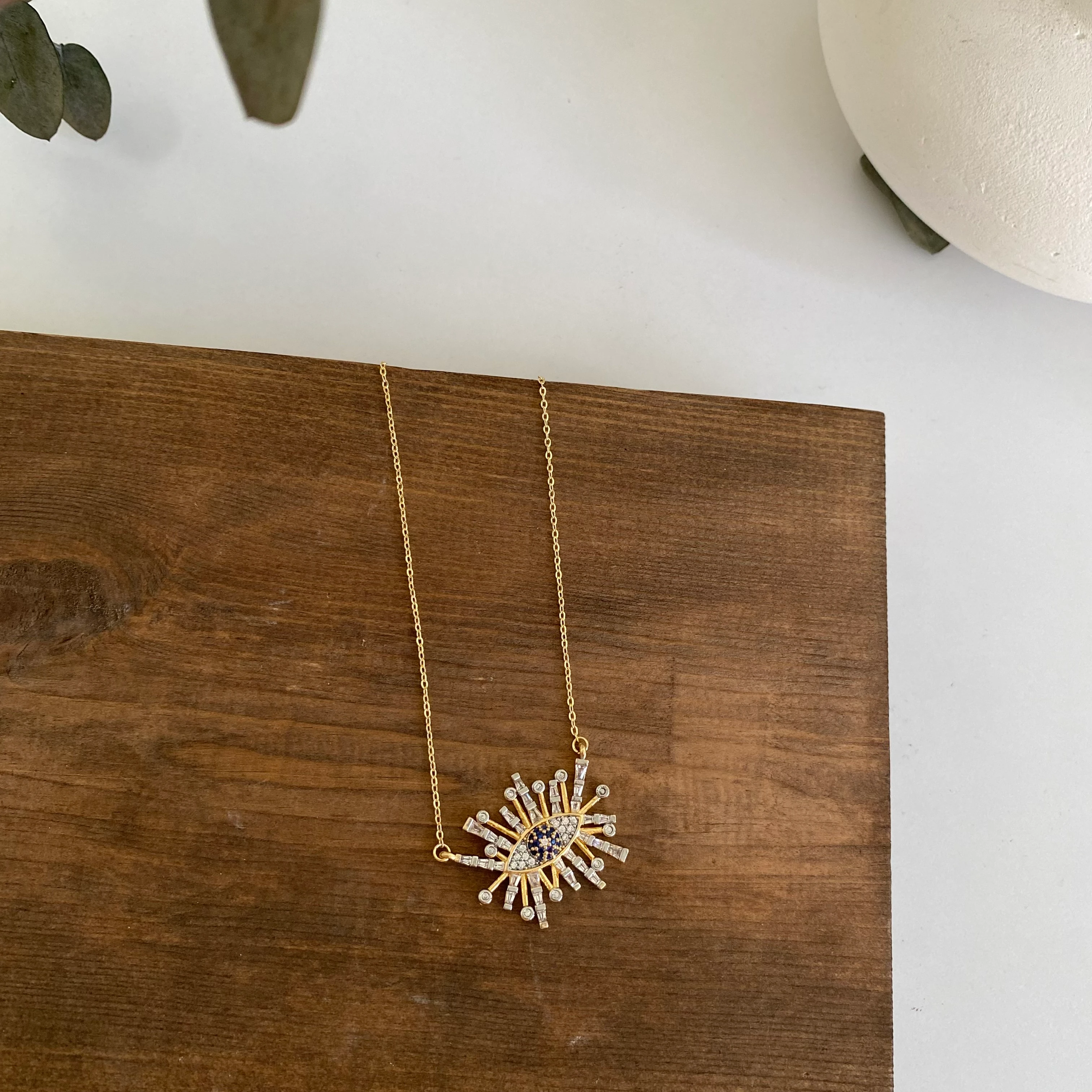 14k Zirkon Taşlı Göz Figür Zincir Kolye