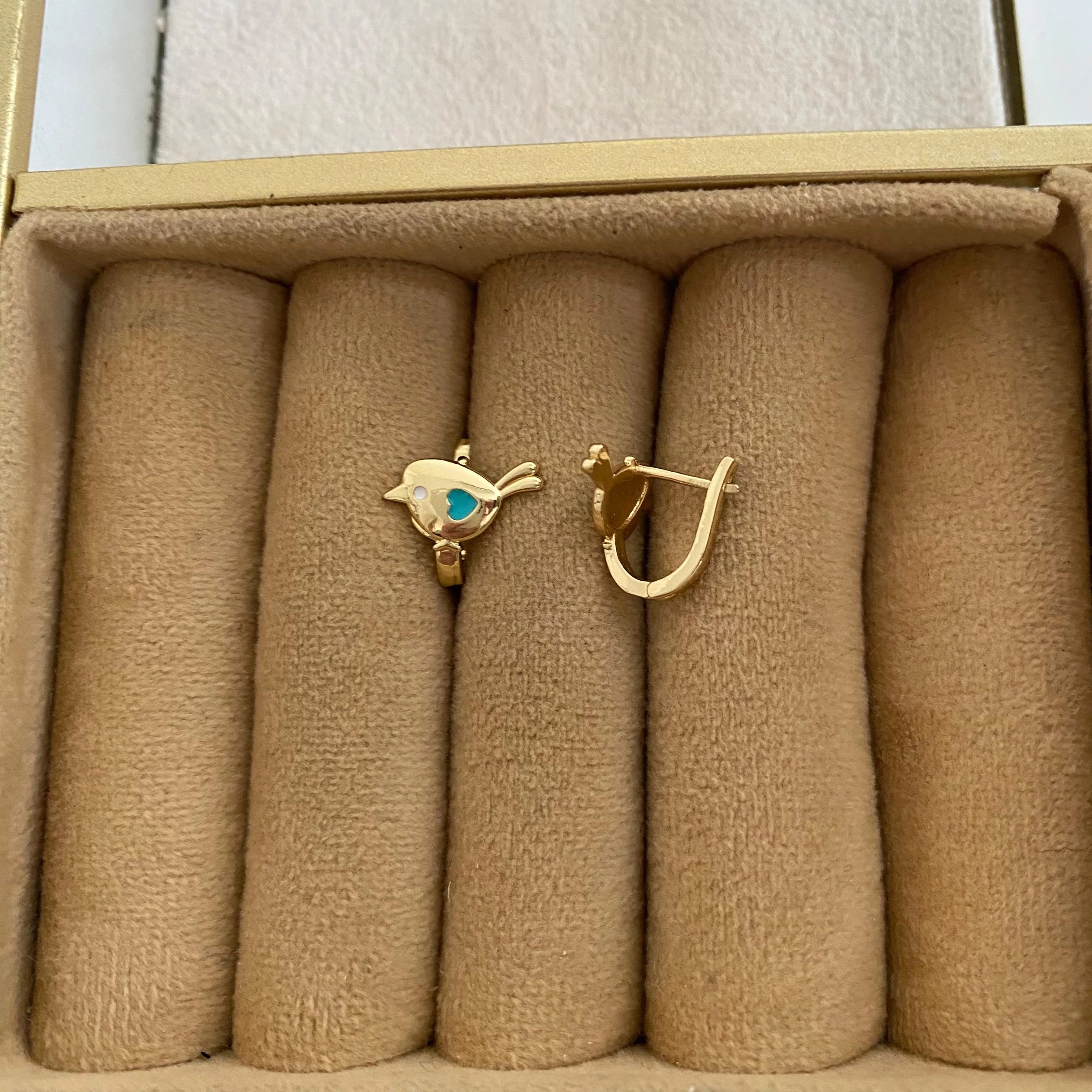 Kalp Detay Kuş Figür Çocuk Küpesi