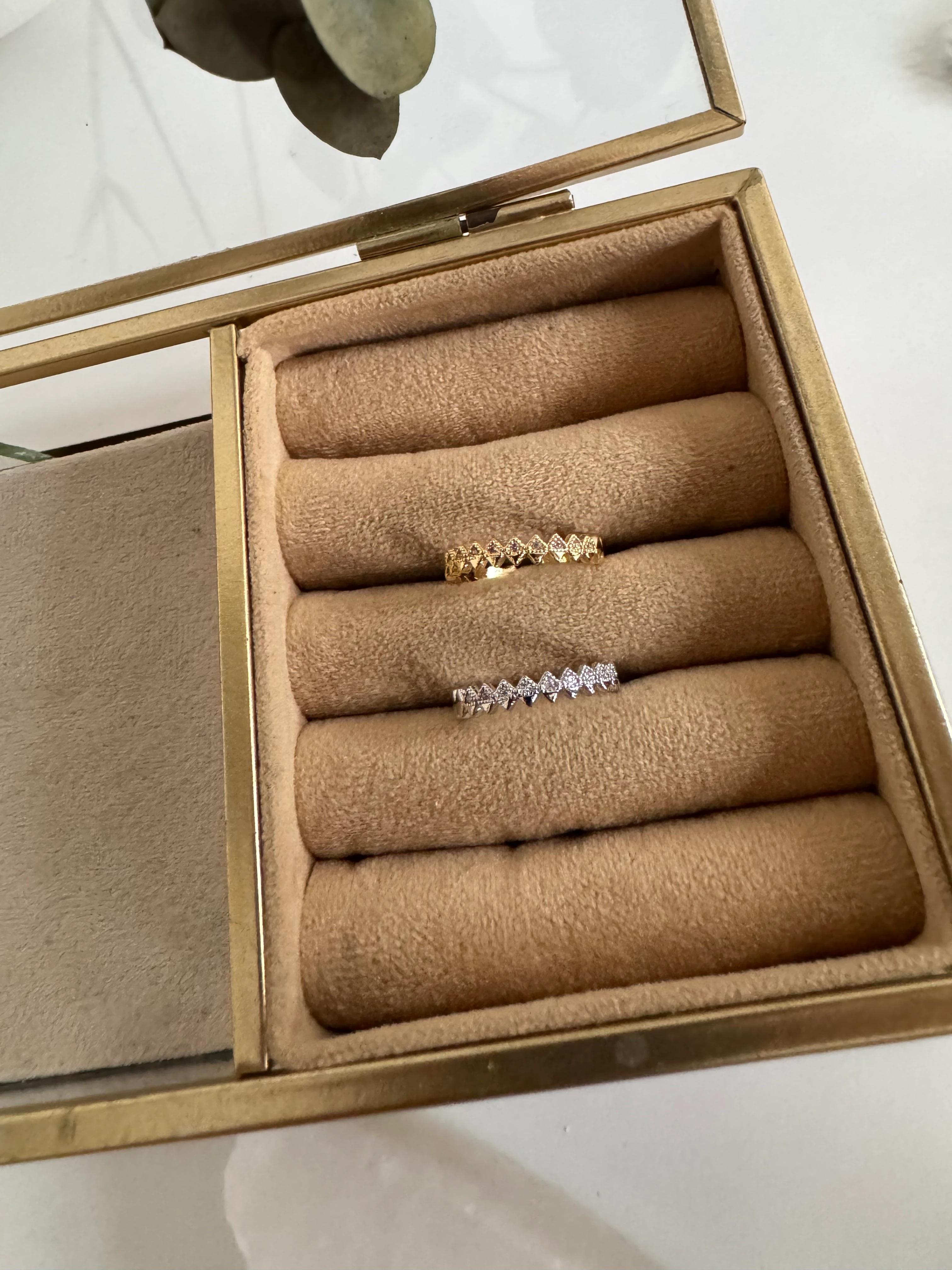 Tam Tur Zirkon Taşlı 14K Yüzük