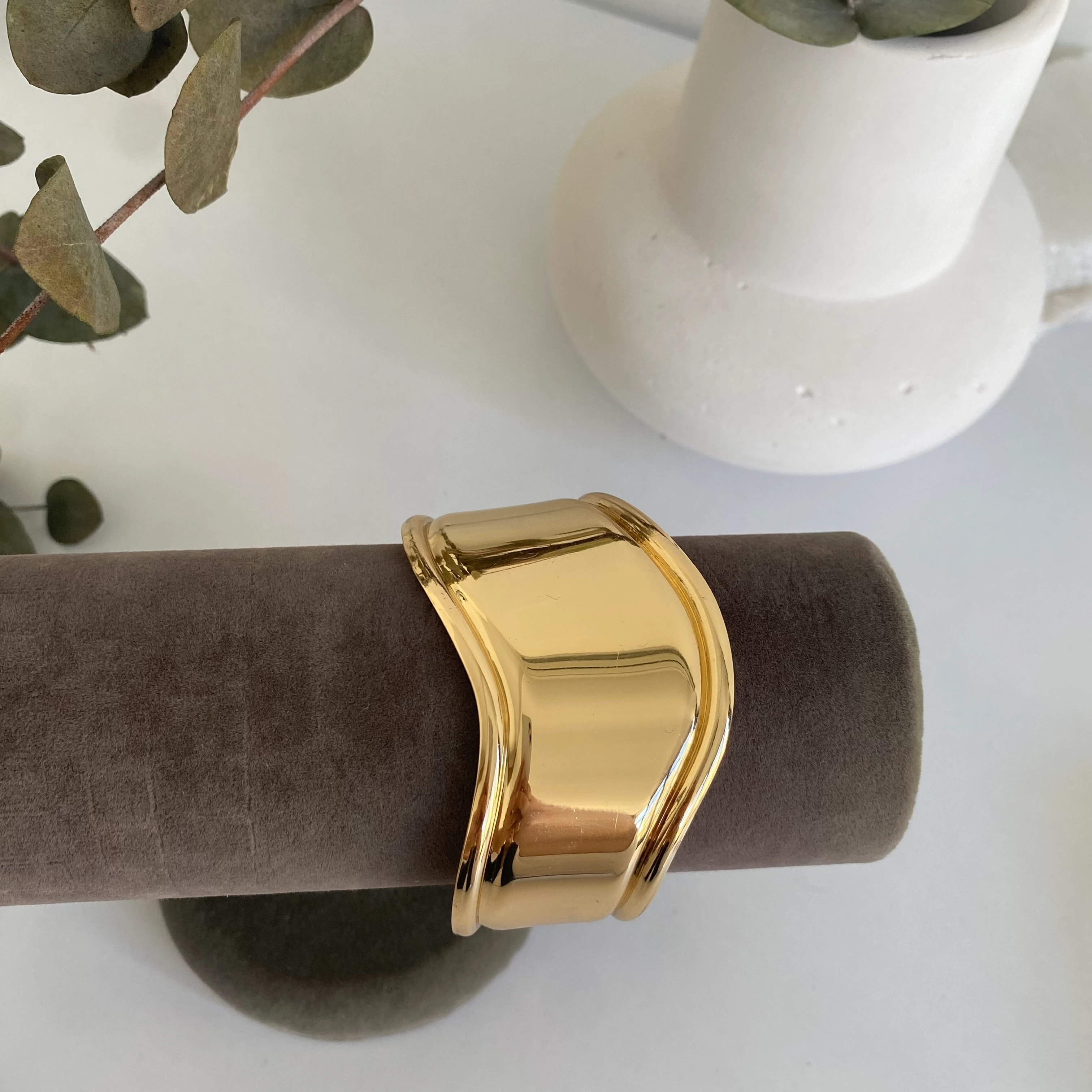 14k Gold Plaka Kelepçe Bileklik