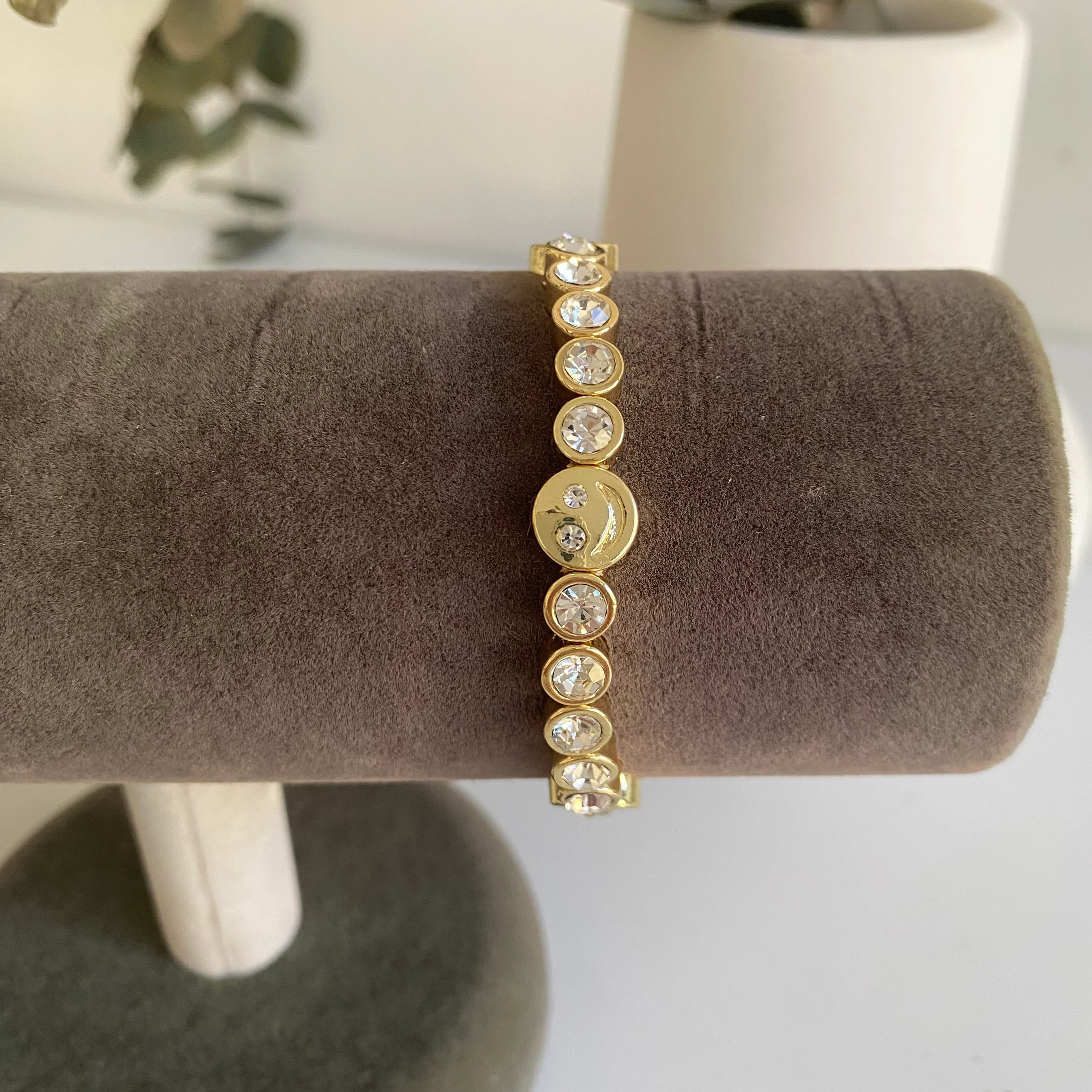 14K Yuvarlak Taşlı Smile Bileklik