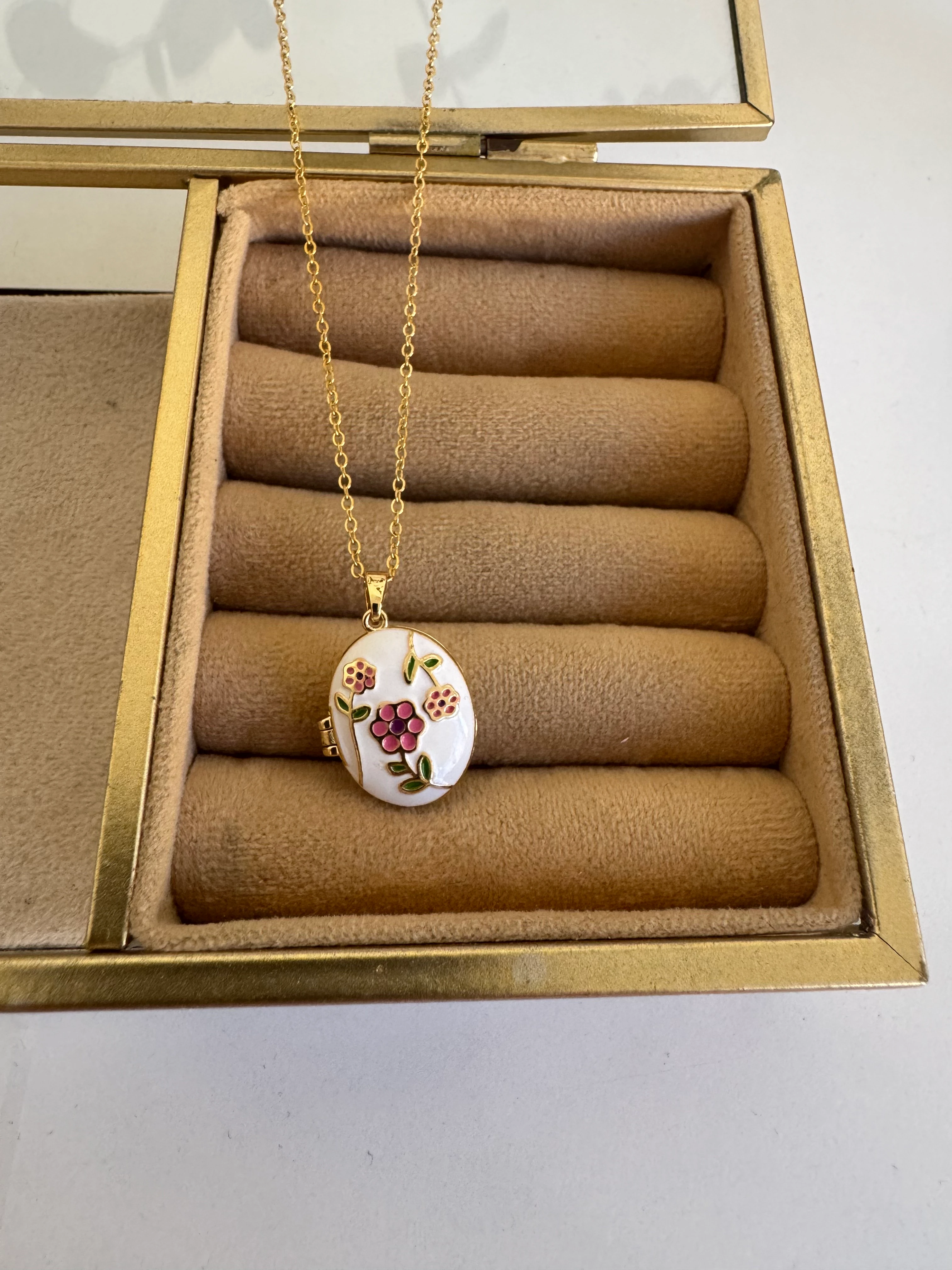 Bahar Çiçeği 14K Kapaklı Kolye