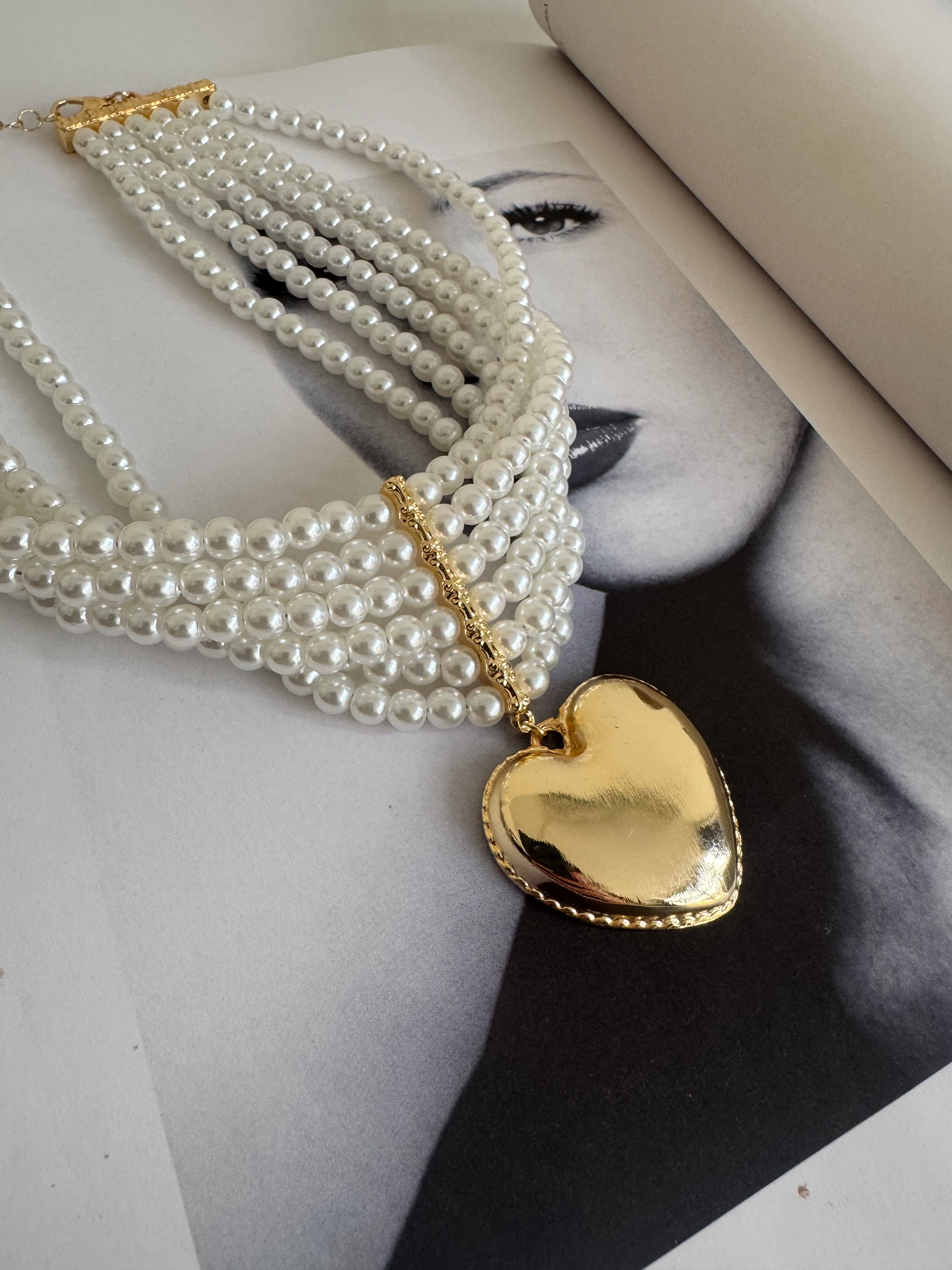 Tasarım Kalp Figür İnci Kolye