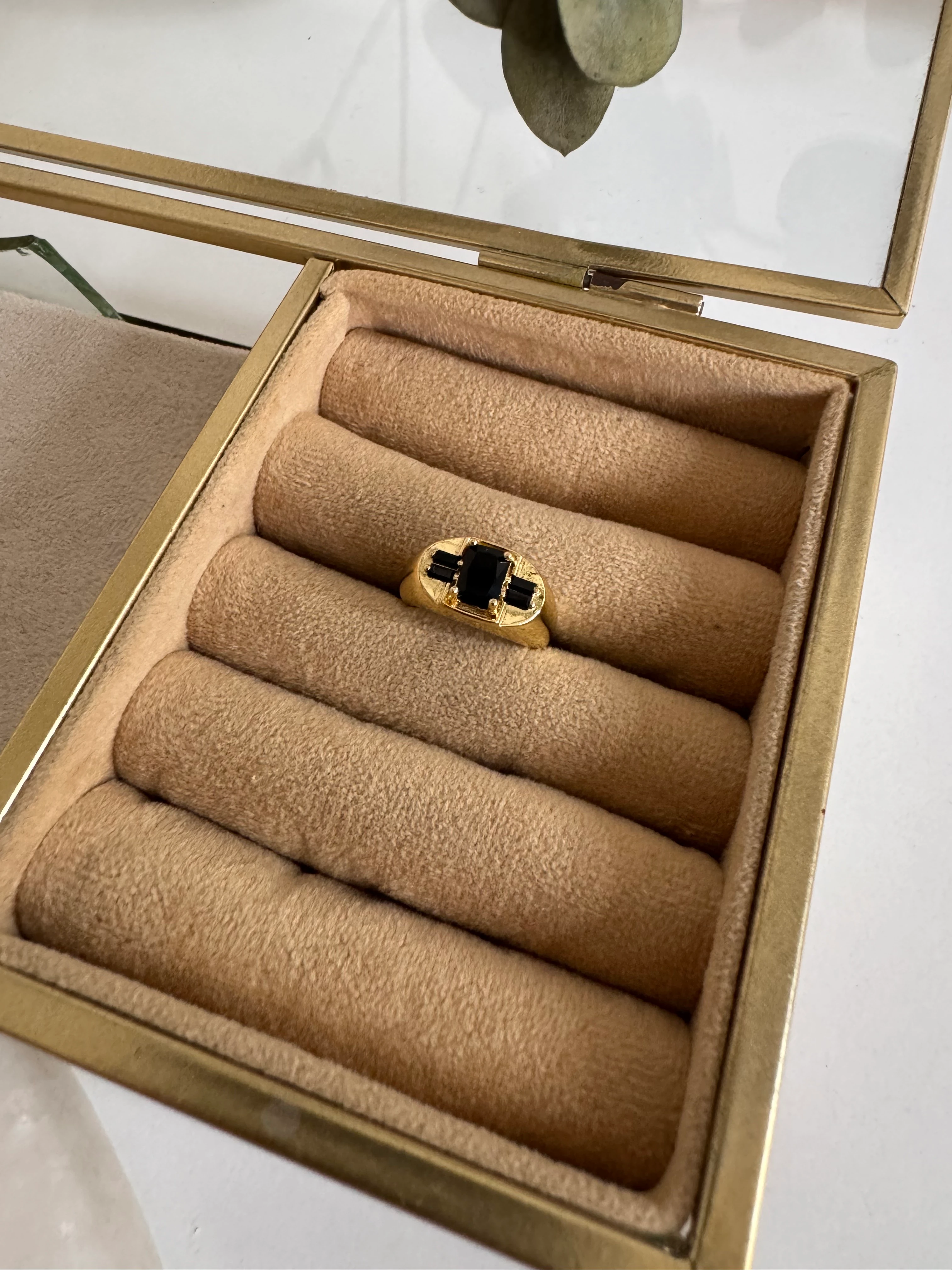 Siyah Oniks Dikdörtgen Taşlı 14K Altın Kaplama Yüzük