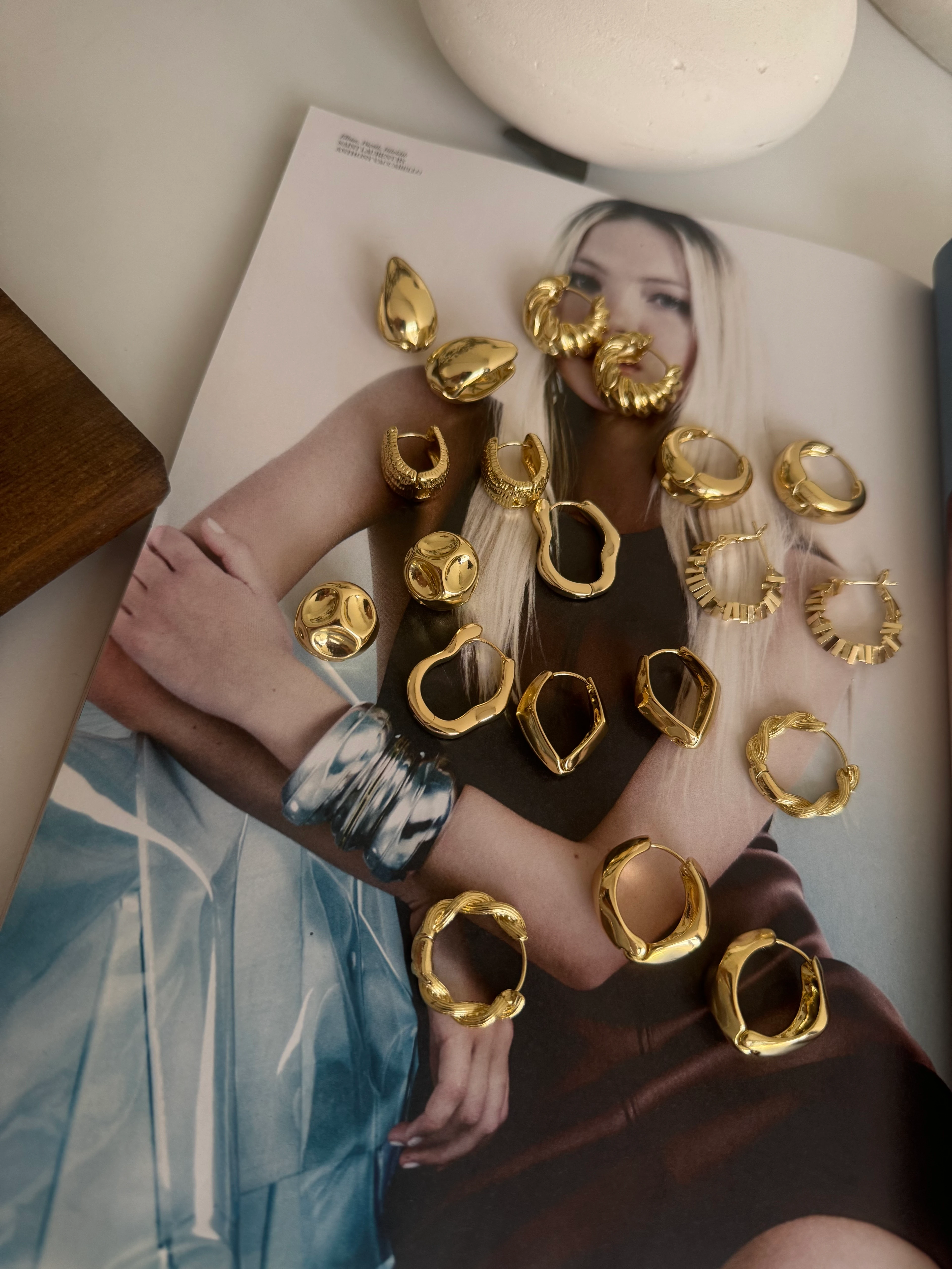 14k Gold Damla Model Plaka Halka Küpe