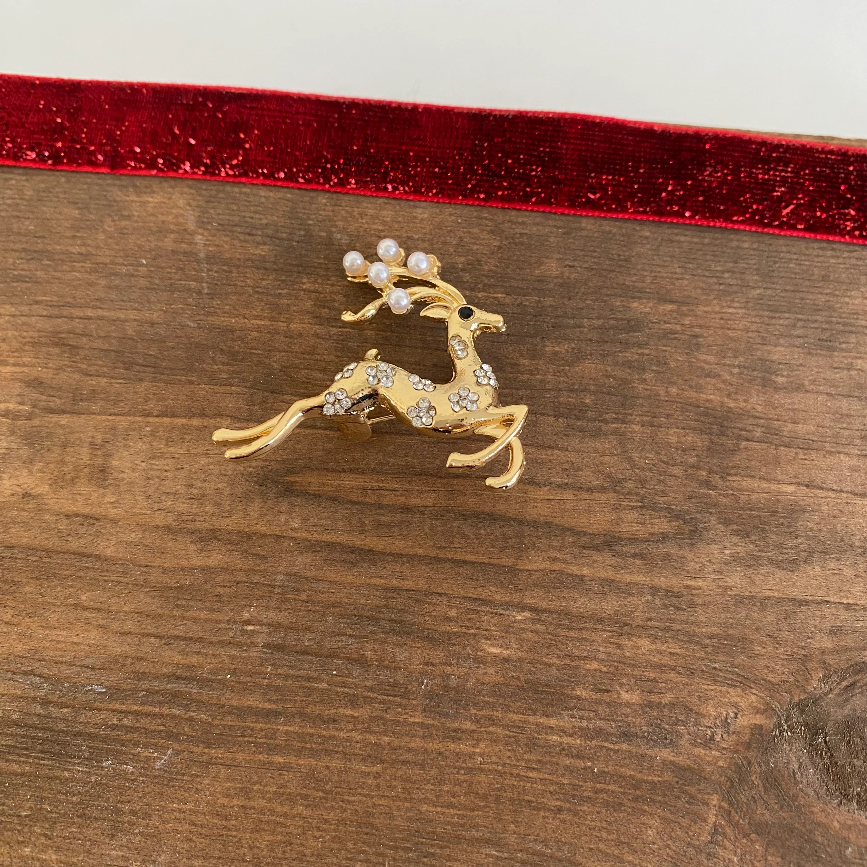 Mini Taşlı Geyik Noel Broş