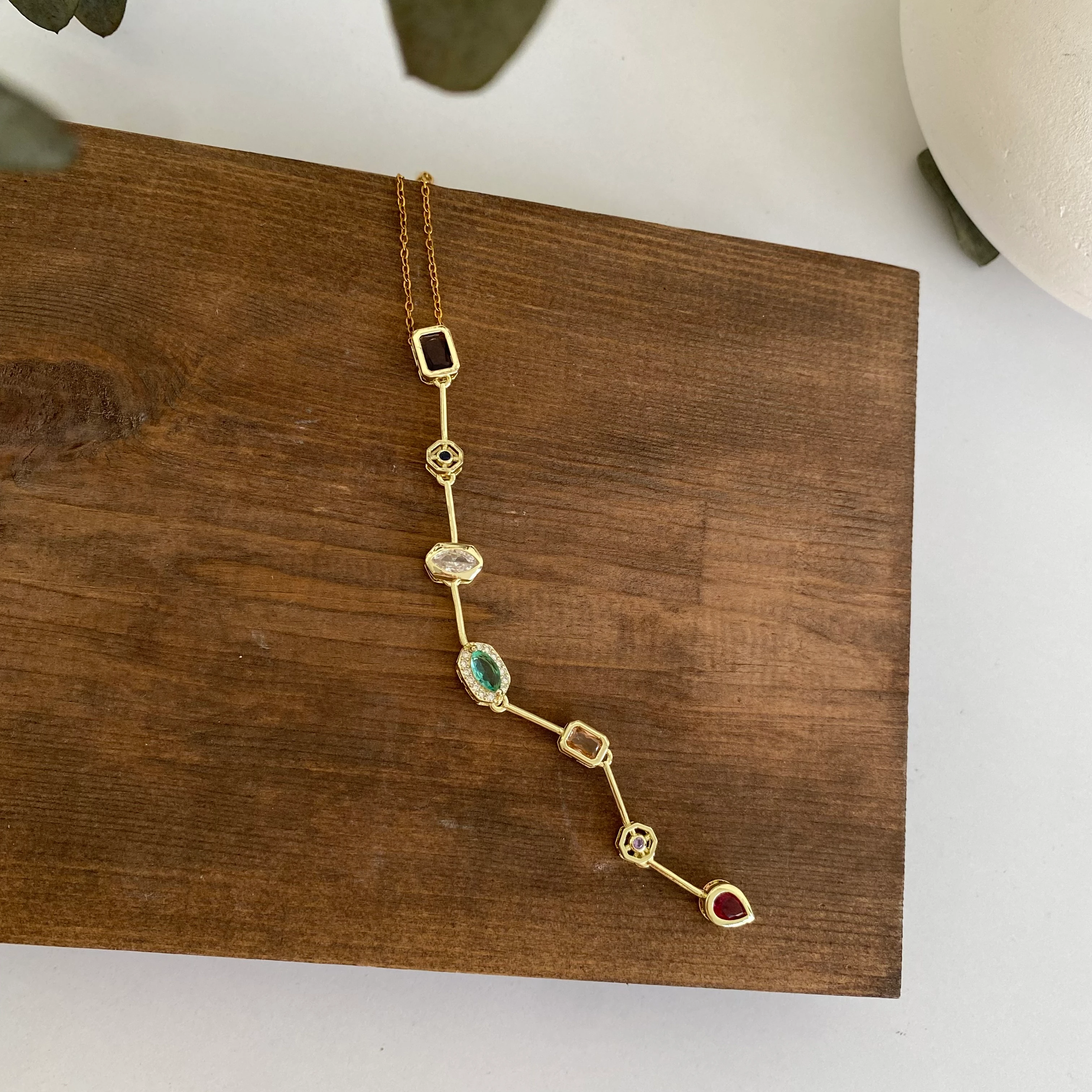 Gold Renkli Zirkon Taş UZun Zincir Kolye