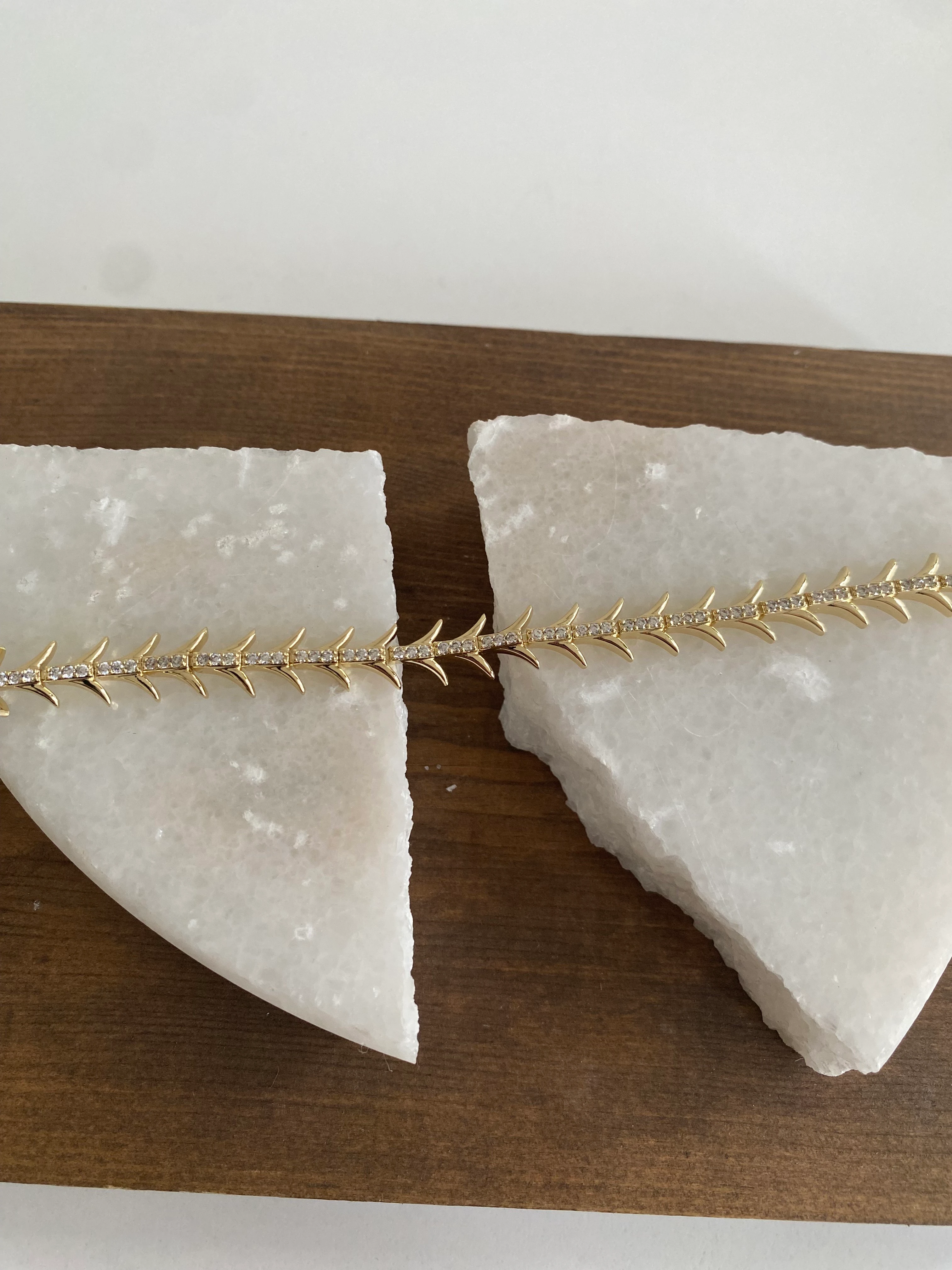 Xuping Zirkon Taşlı Tasarım Bileklik