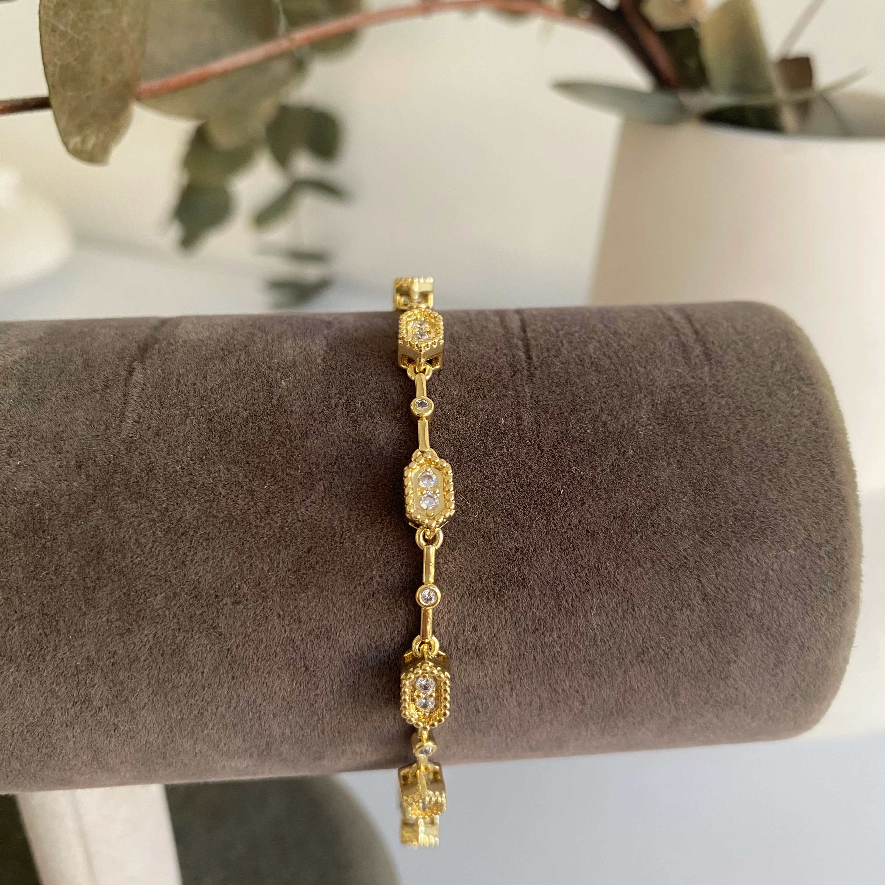 Xuping Retro Model Işıltılı Bileklik