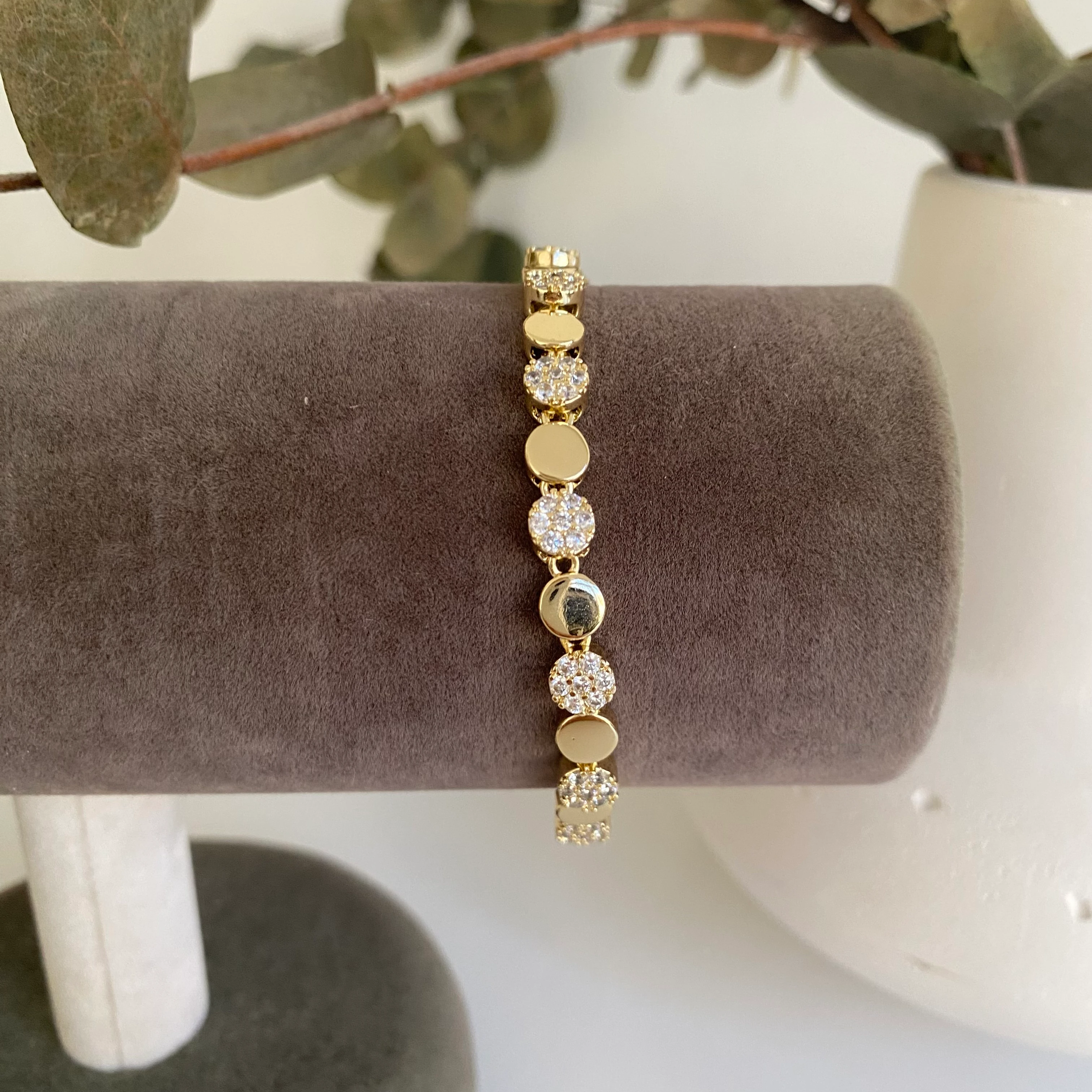 Xuping Yuvarlak Nokta Taşlı Bileklik