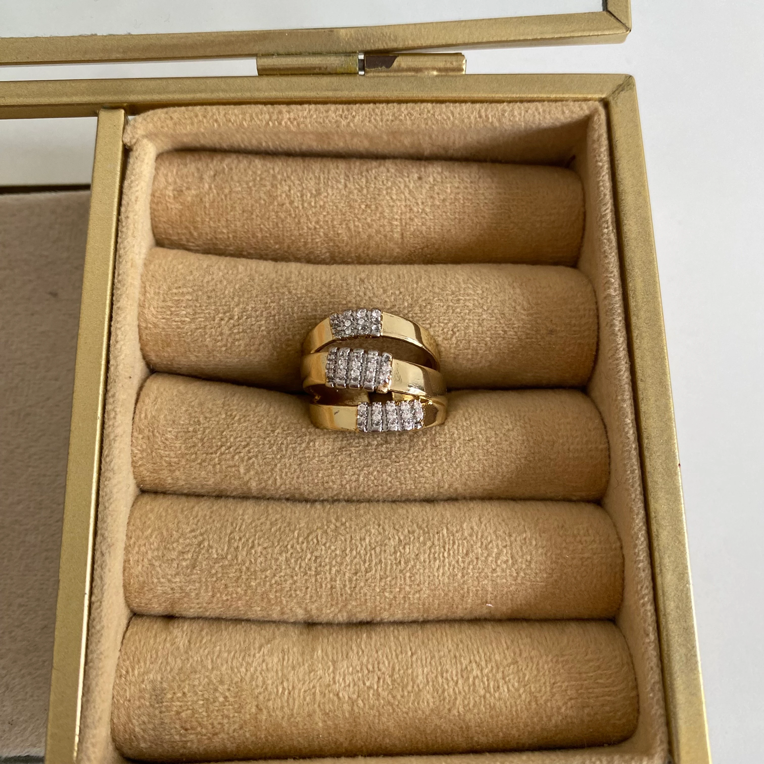 Çift Şeritli Zirkon Taşlı 14k Gold Yüzük