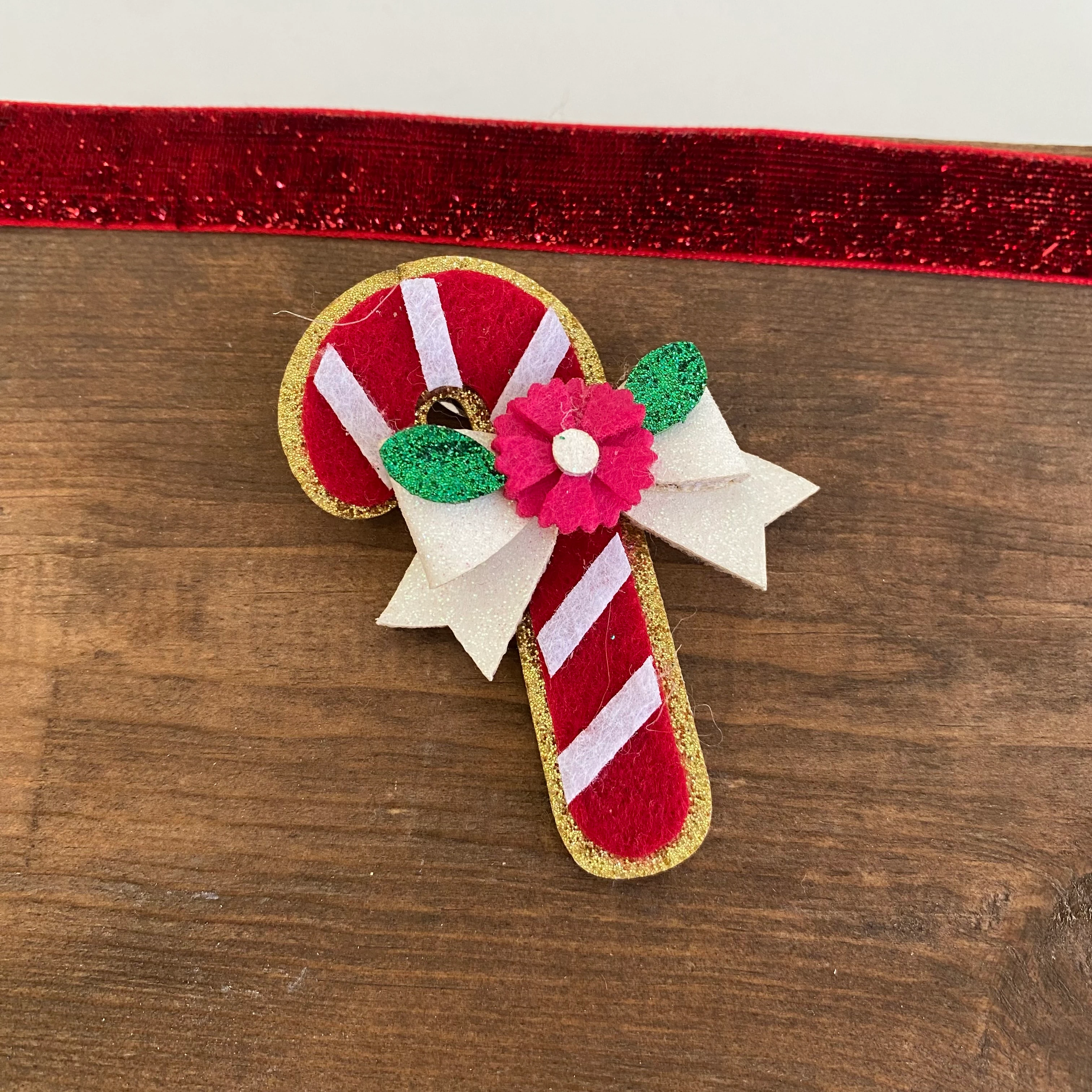 Noel Şeker Çubuk Broş