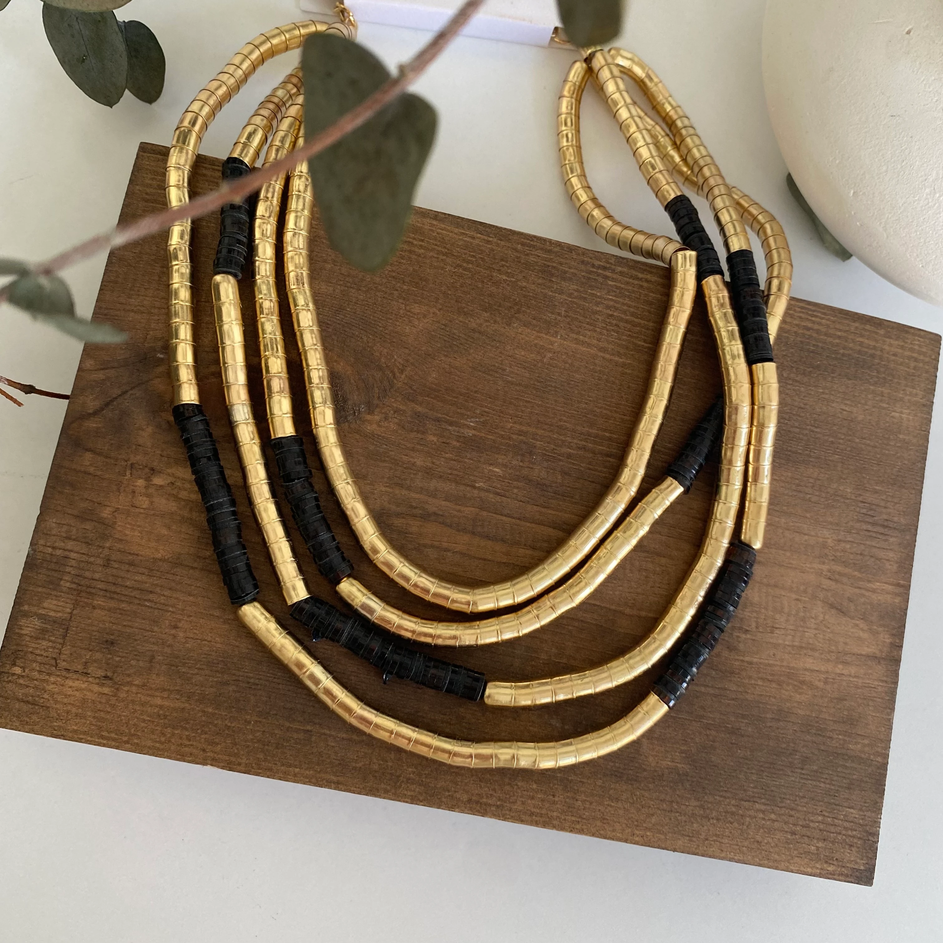 14K Altın Kaplama Siyah Detay Katlı Kolye