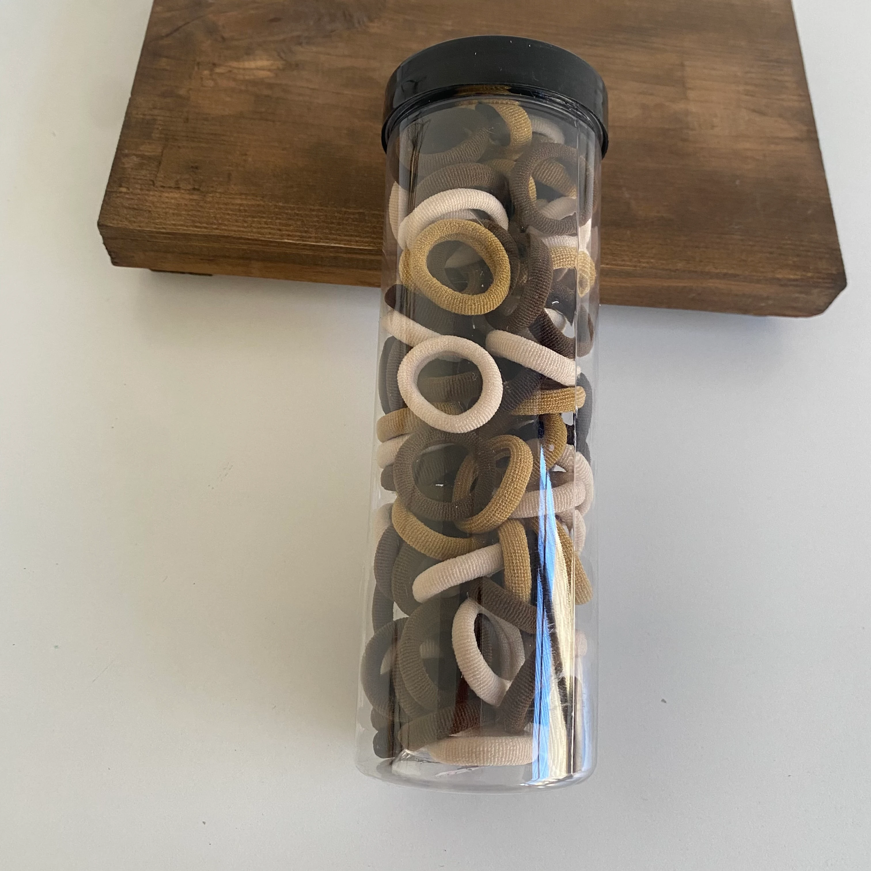 Kahve Mini Lastik Kutu Toka