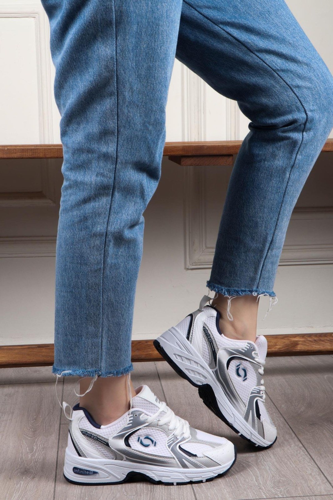 530 Genç Rahat Sneaker