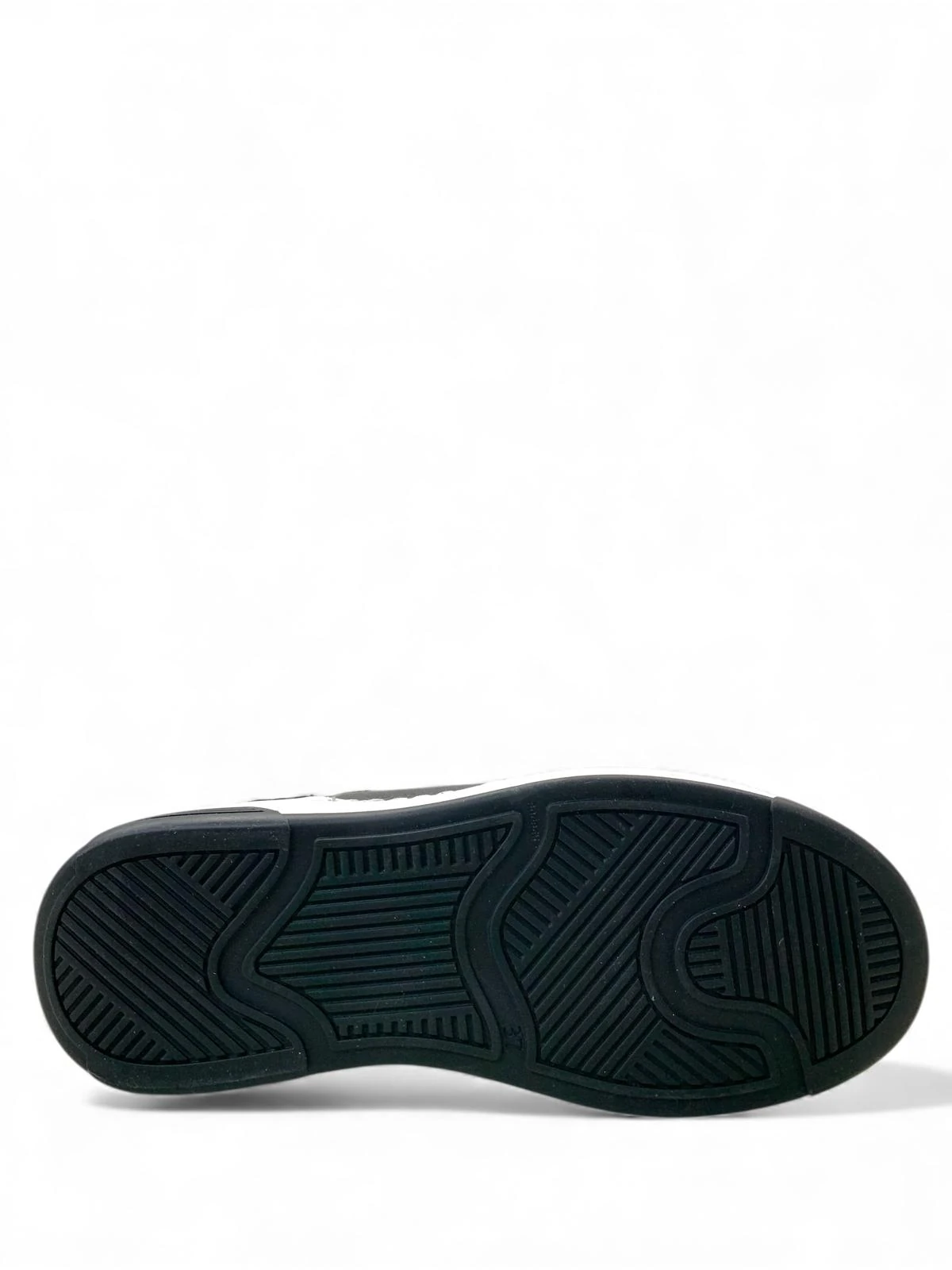 591 Genç Deri Bantlı Bot