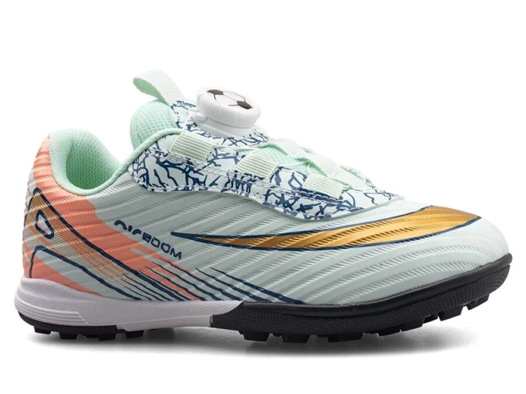 620 Erkek Çocuk Halı Saha Ayakkabısı