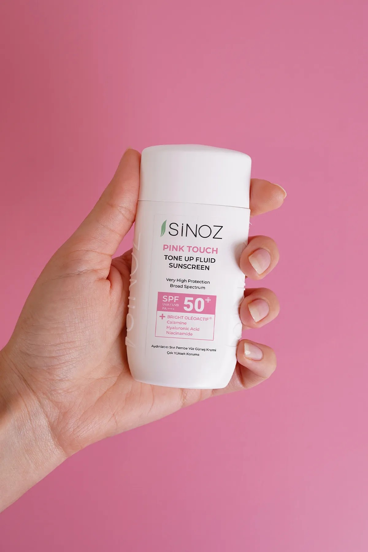 Sinoz Spf50 Pink Touch Aydınlatıcı Sıvı Yüz Güneş Kremi 50mL