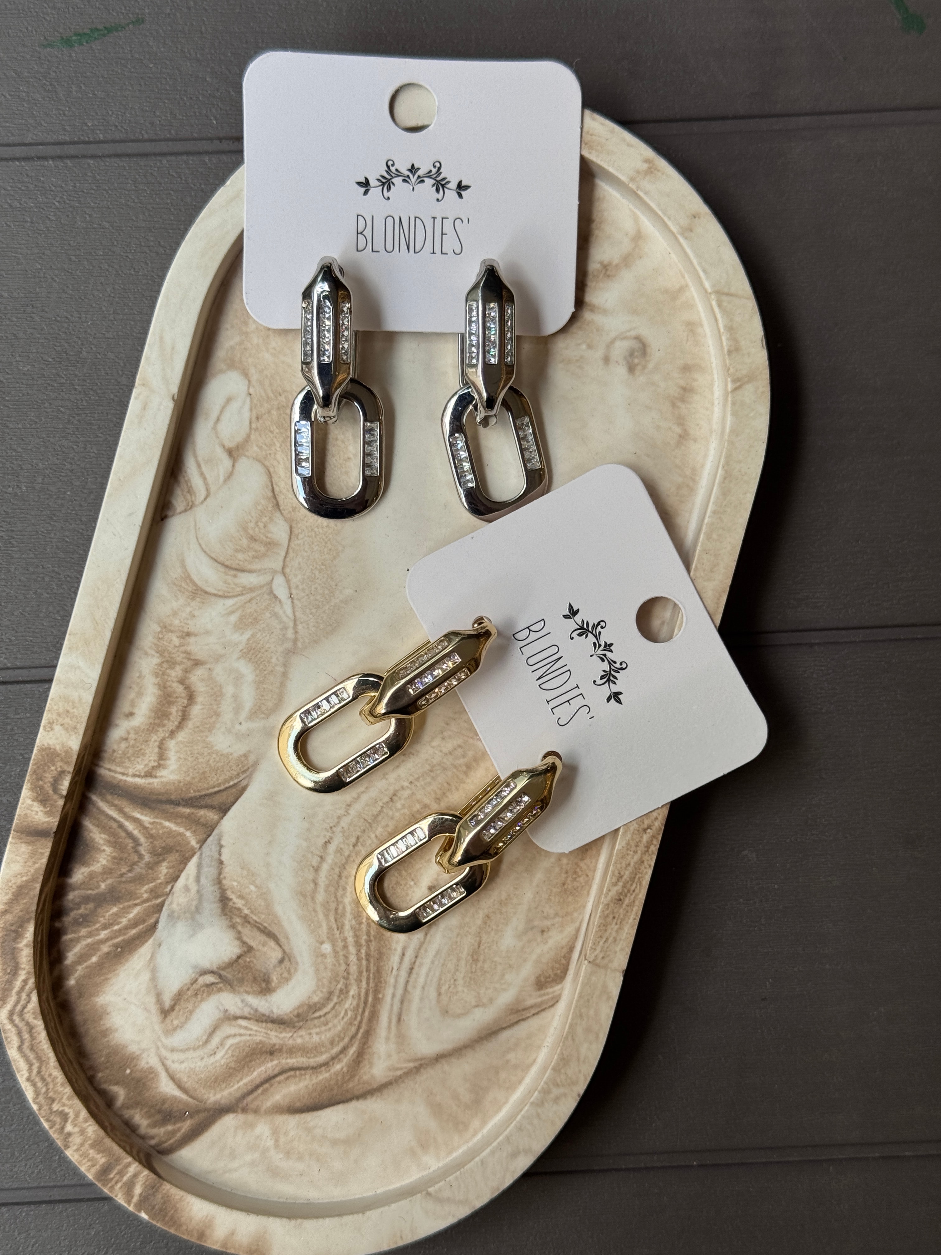 Sallantılı Baget Küpe