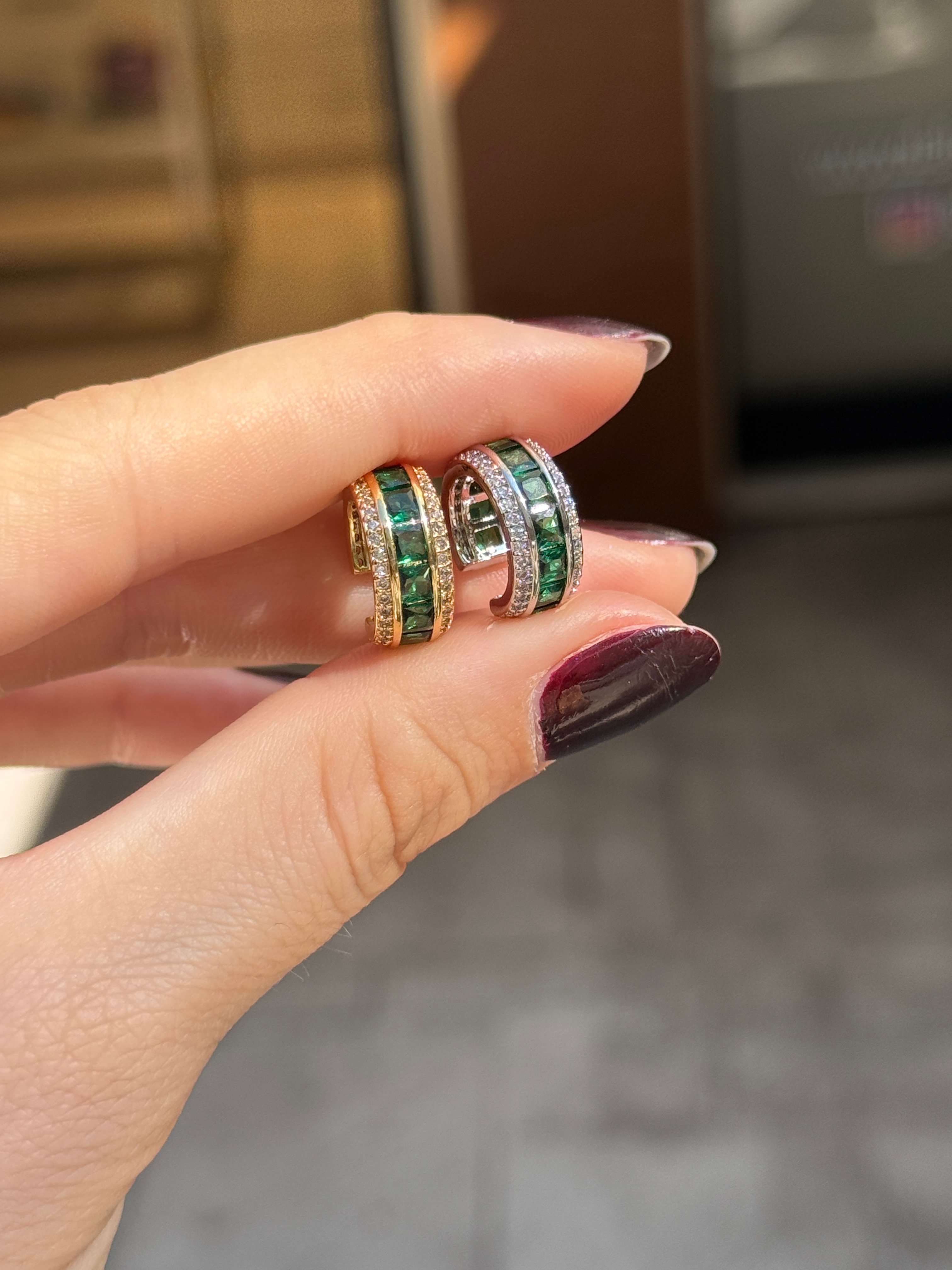 Yeşi Taşlı Earcuff