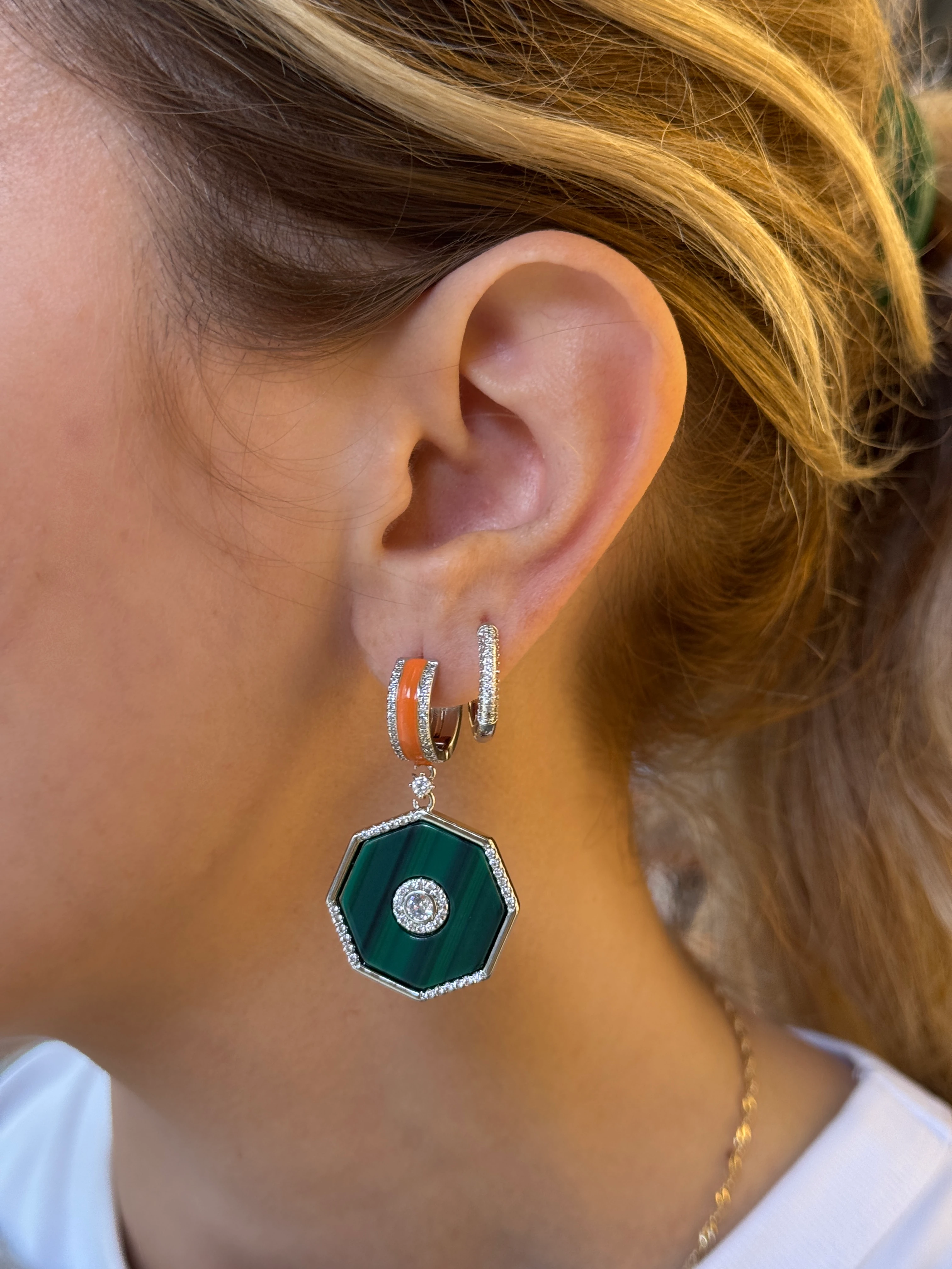 Yeşil Yuvarlak Küpe